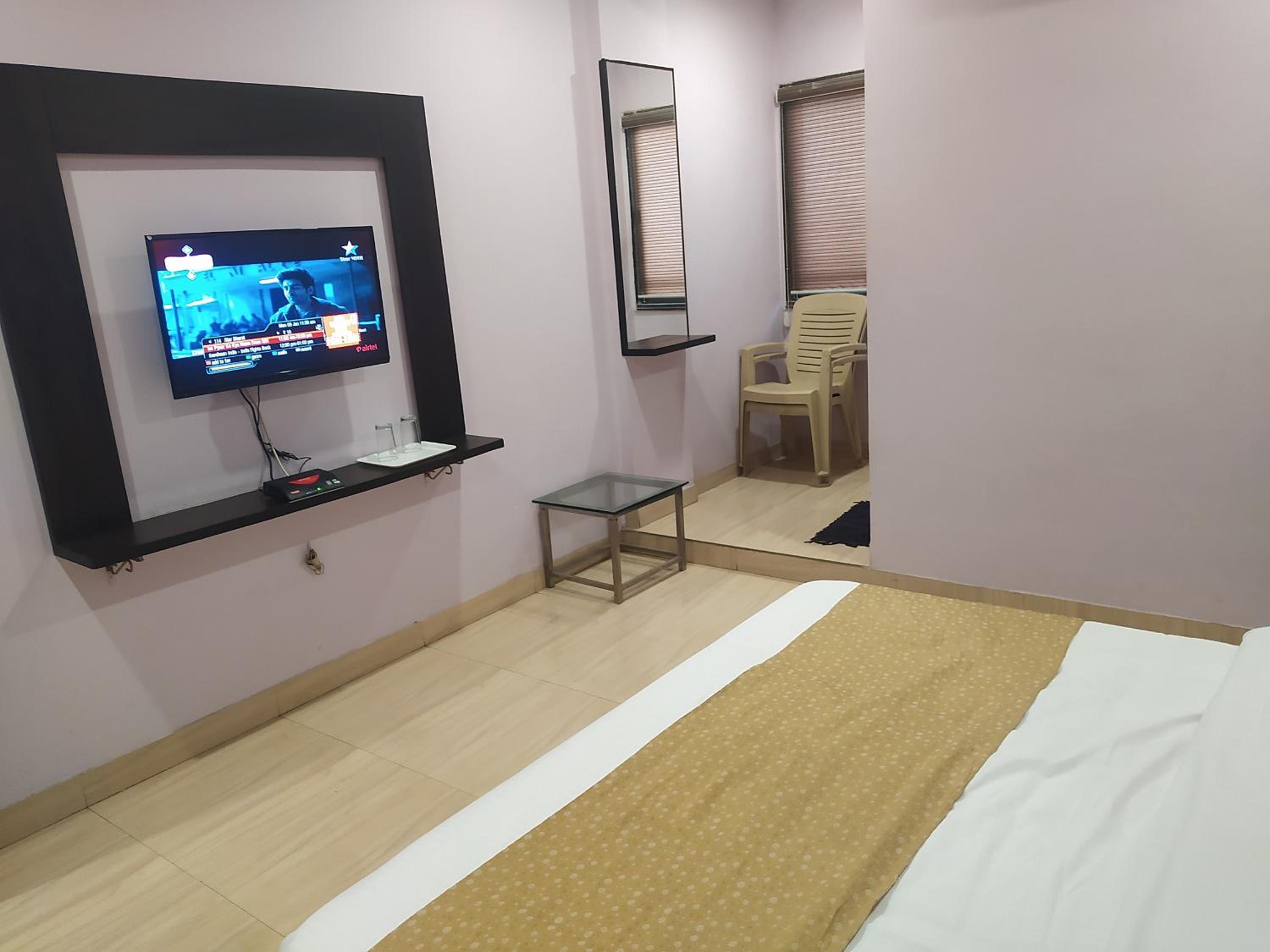 Deluxe Family Room photo 3