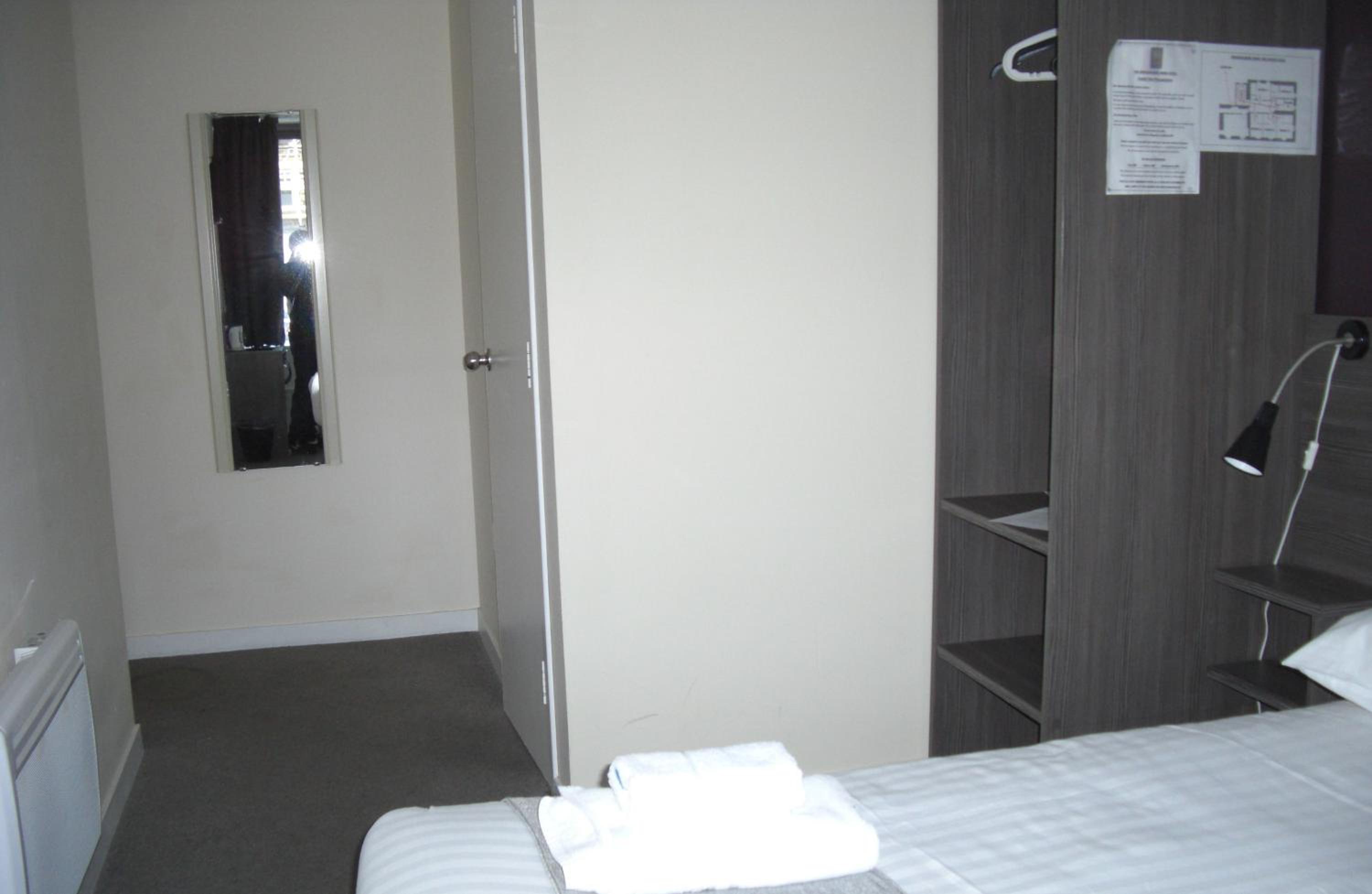 Budget Single Room