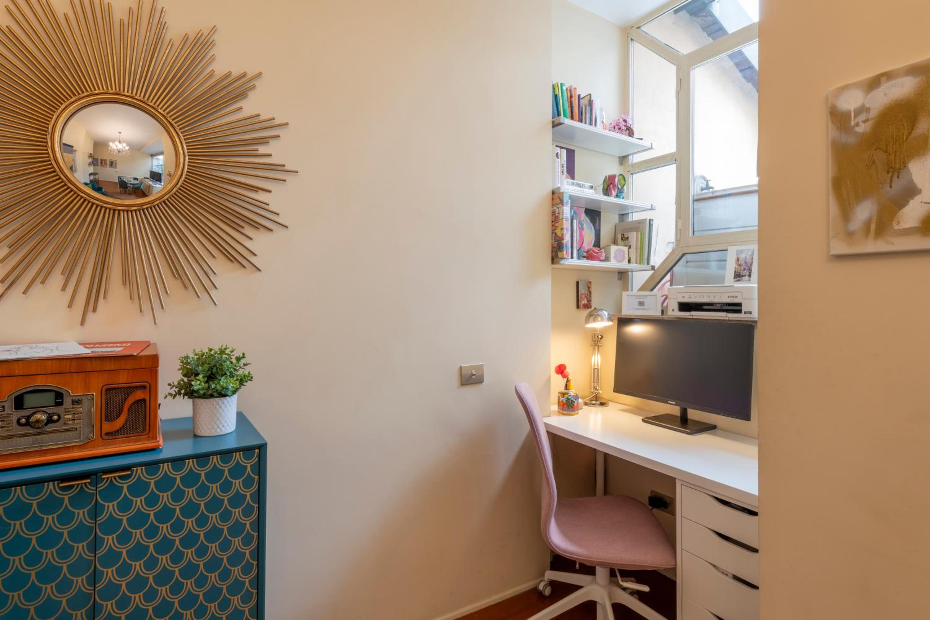 One-Bedroom Apartment