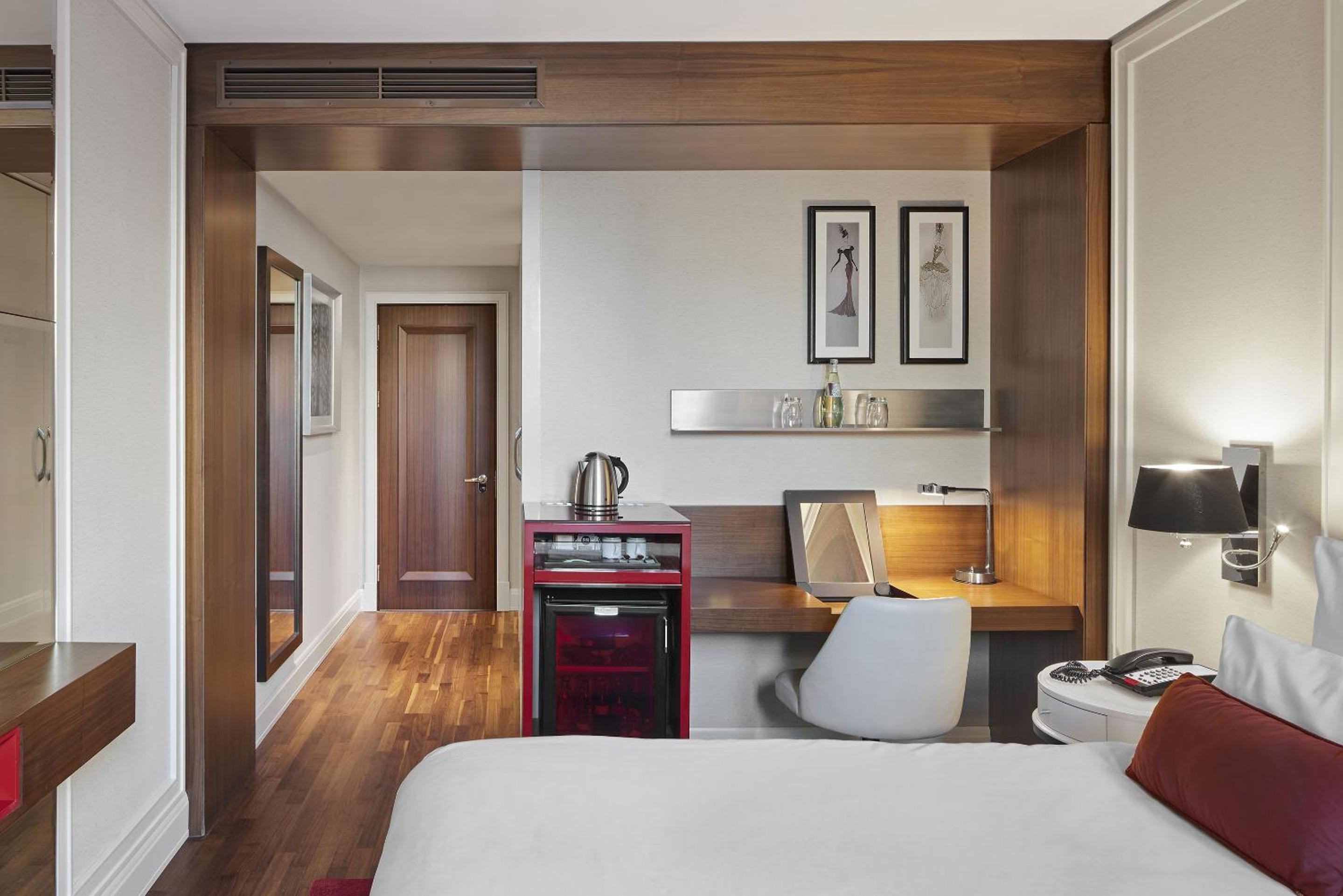 Classic Double Room - Photo 4