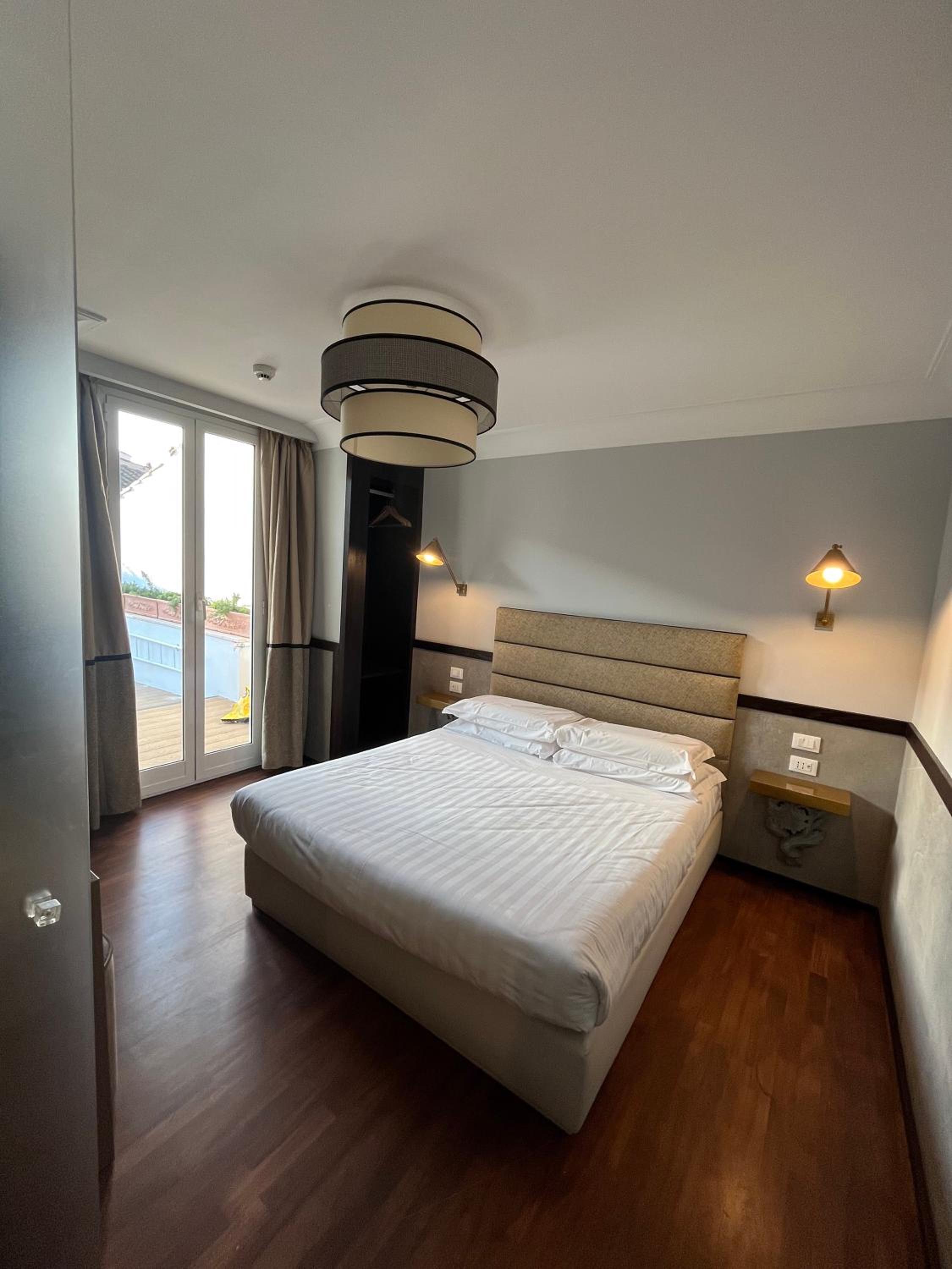 Suite with Terrace photo 1