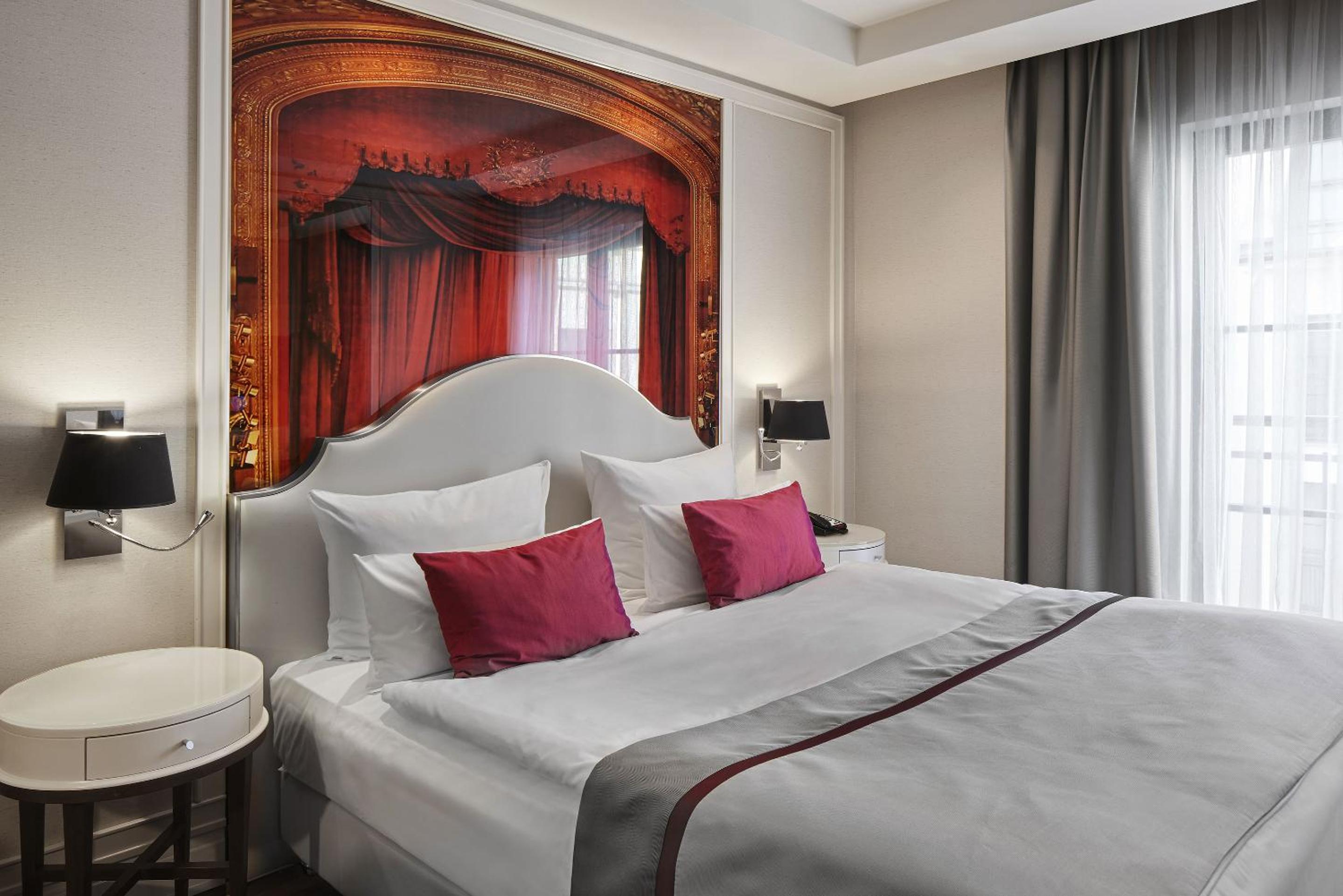Deluxe Double or Twin Room - Photo 1