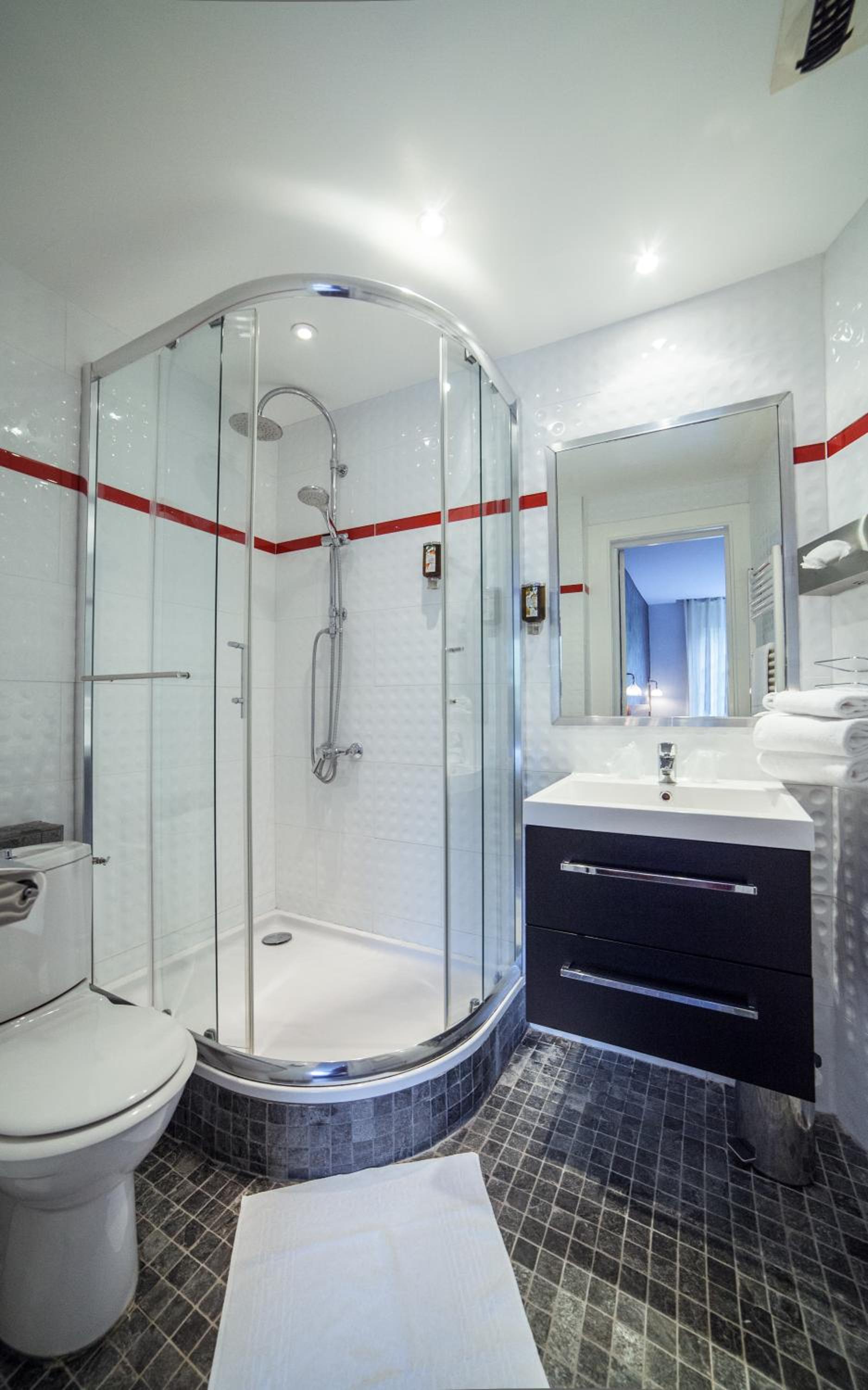 Classic Double Room - Photo 4