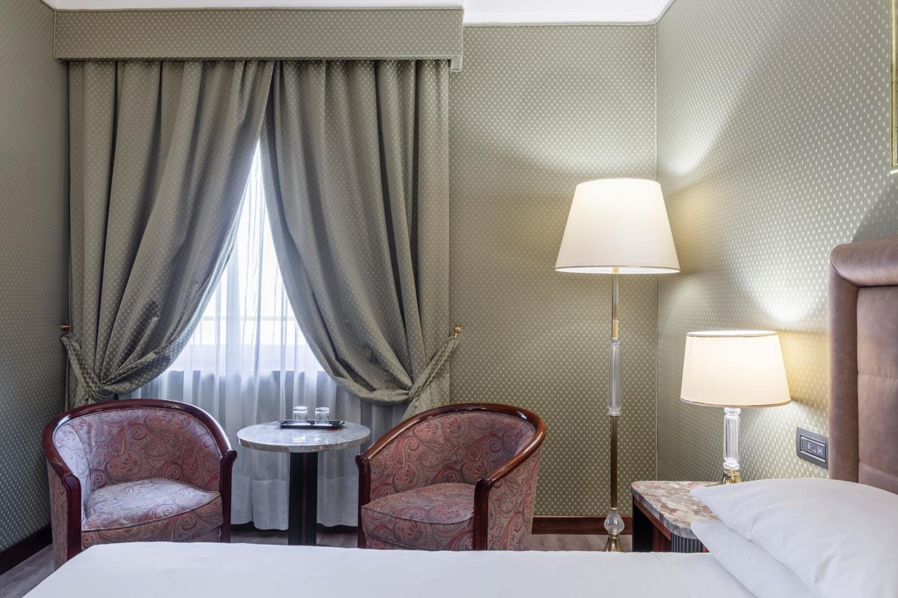 Deluxe Double Room - Photo 6