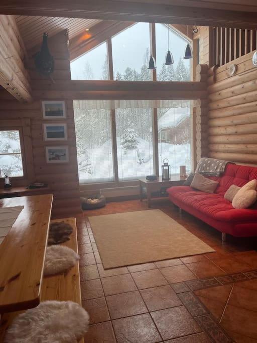 Three-Bedroom Chalet photo 1