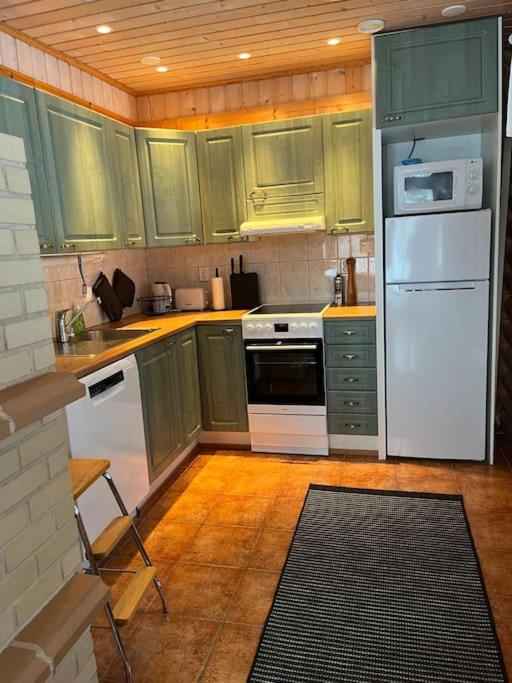 Three-Bedroom Chalet photo 3