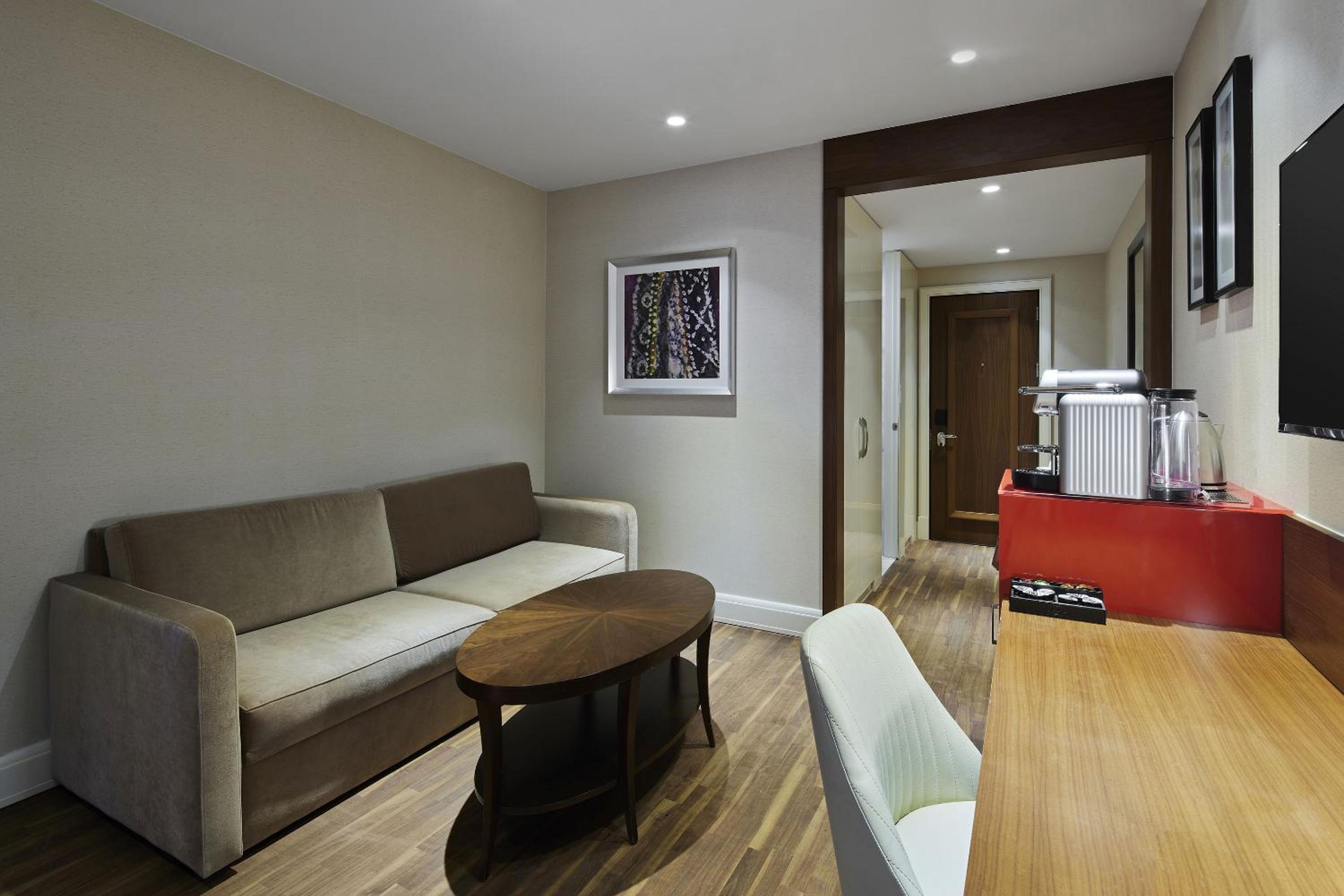 Titanic Duplex Suite