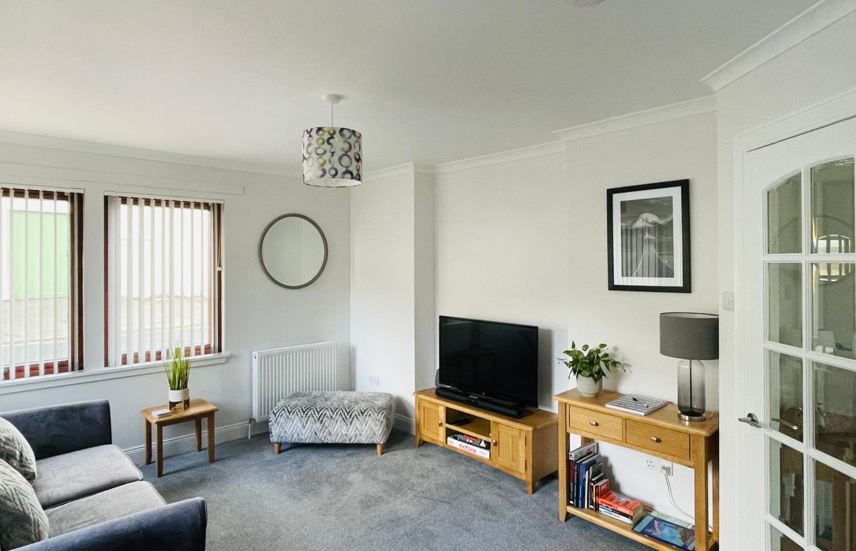 Two-Bedroom House photo 3