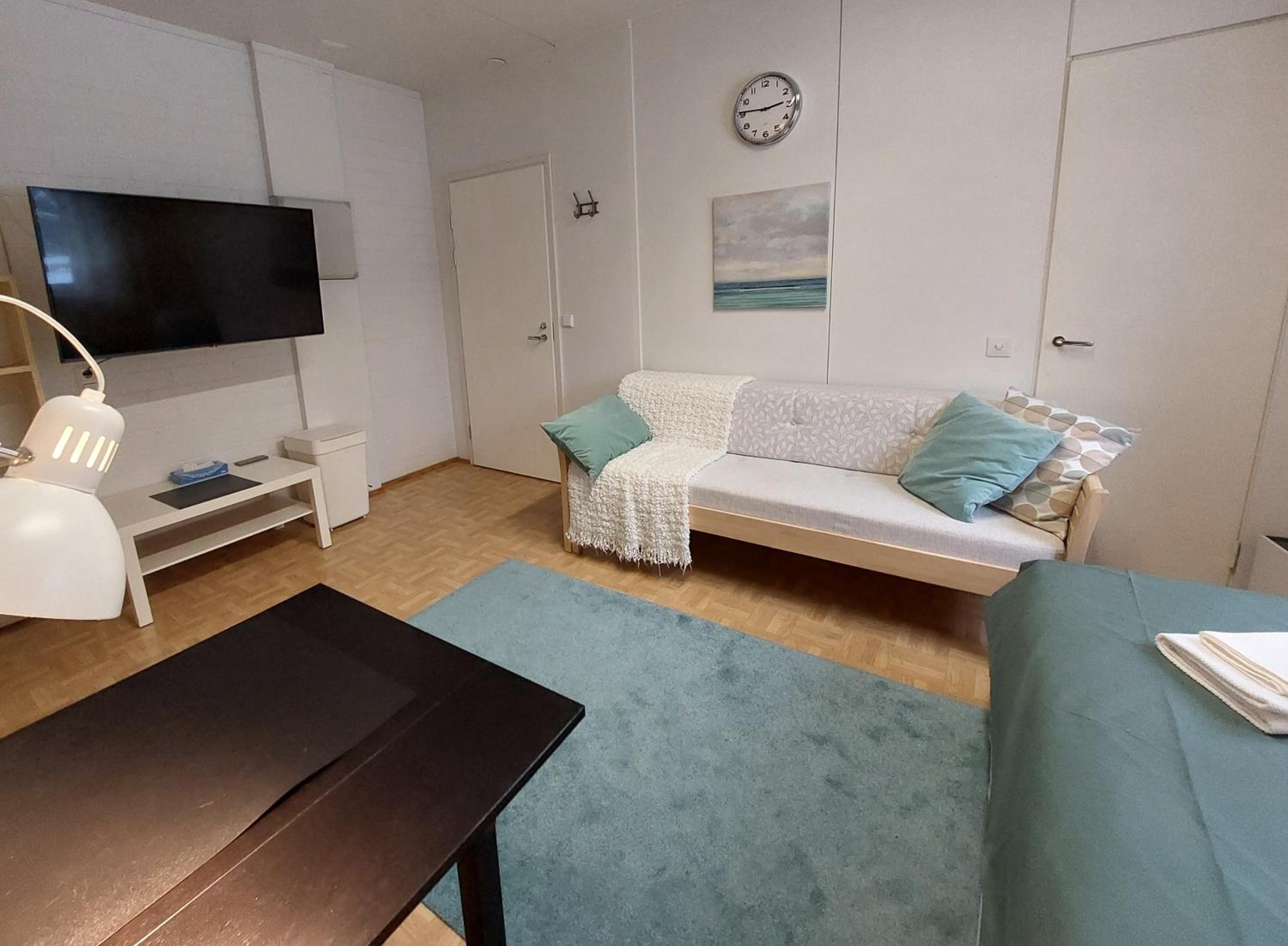 Single Room photo 2