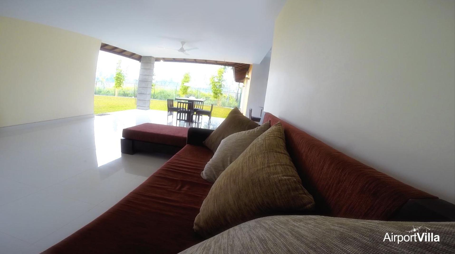 Family Room (5 Adults) photo 3