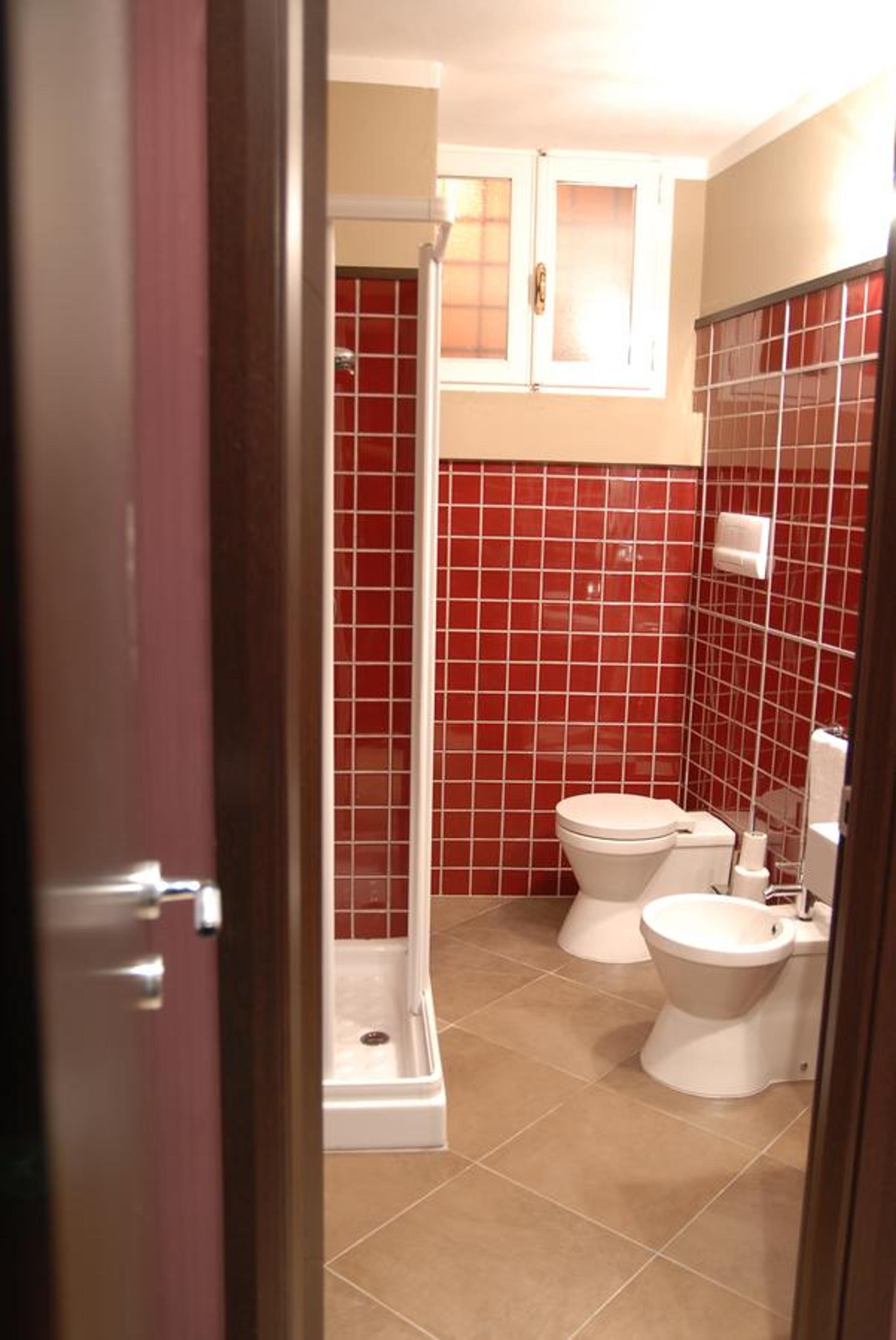 Deluxe Room (2 Adults + 1 Child) photo 2