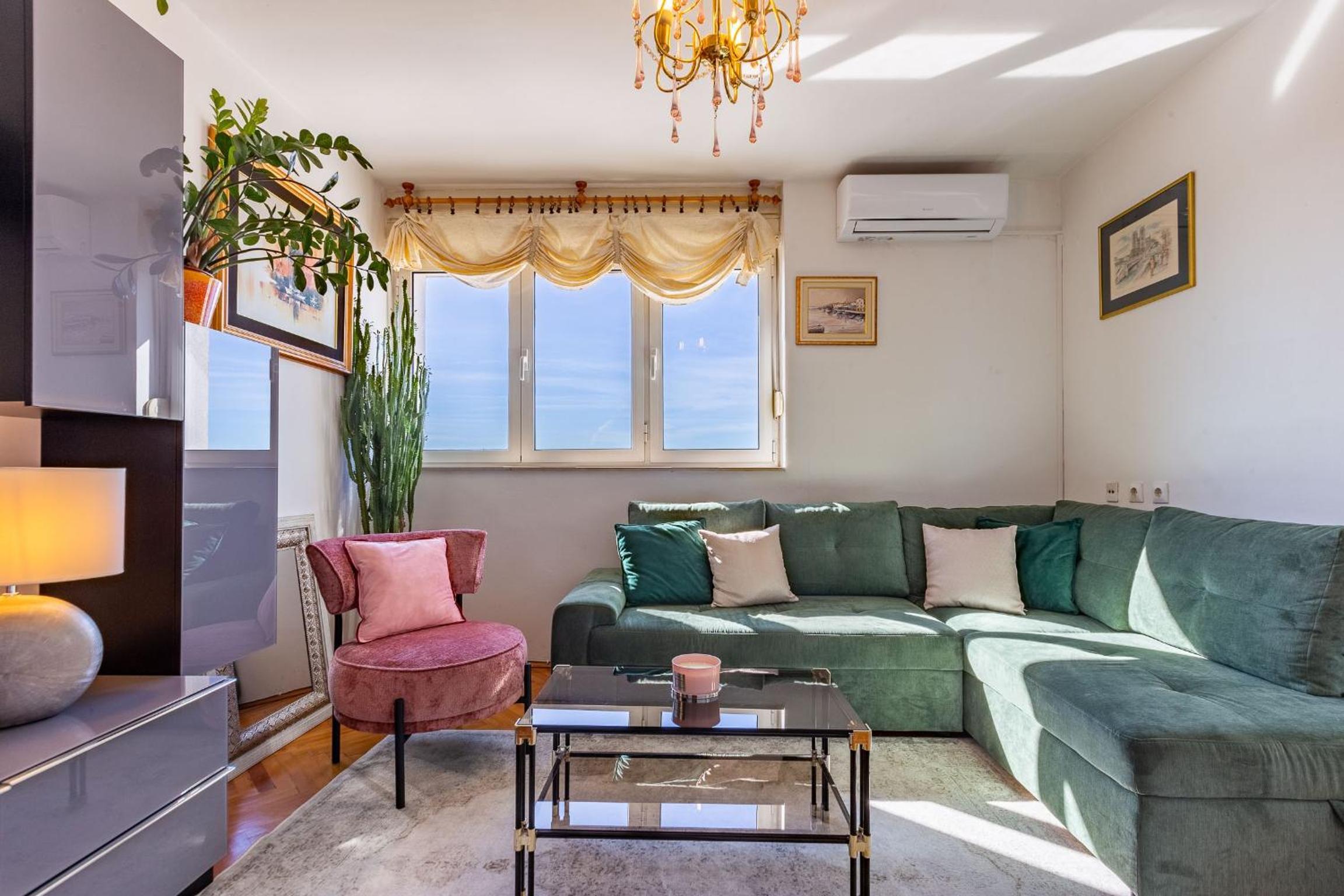 Two bedroom apartment with Balcony - Photo 16