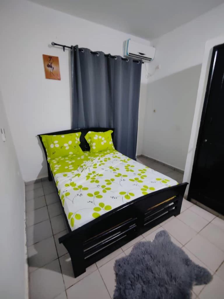 Three-Bedroom House photo 1