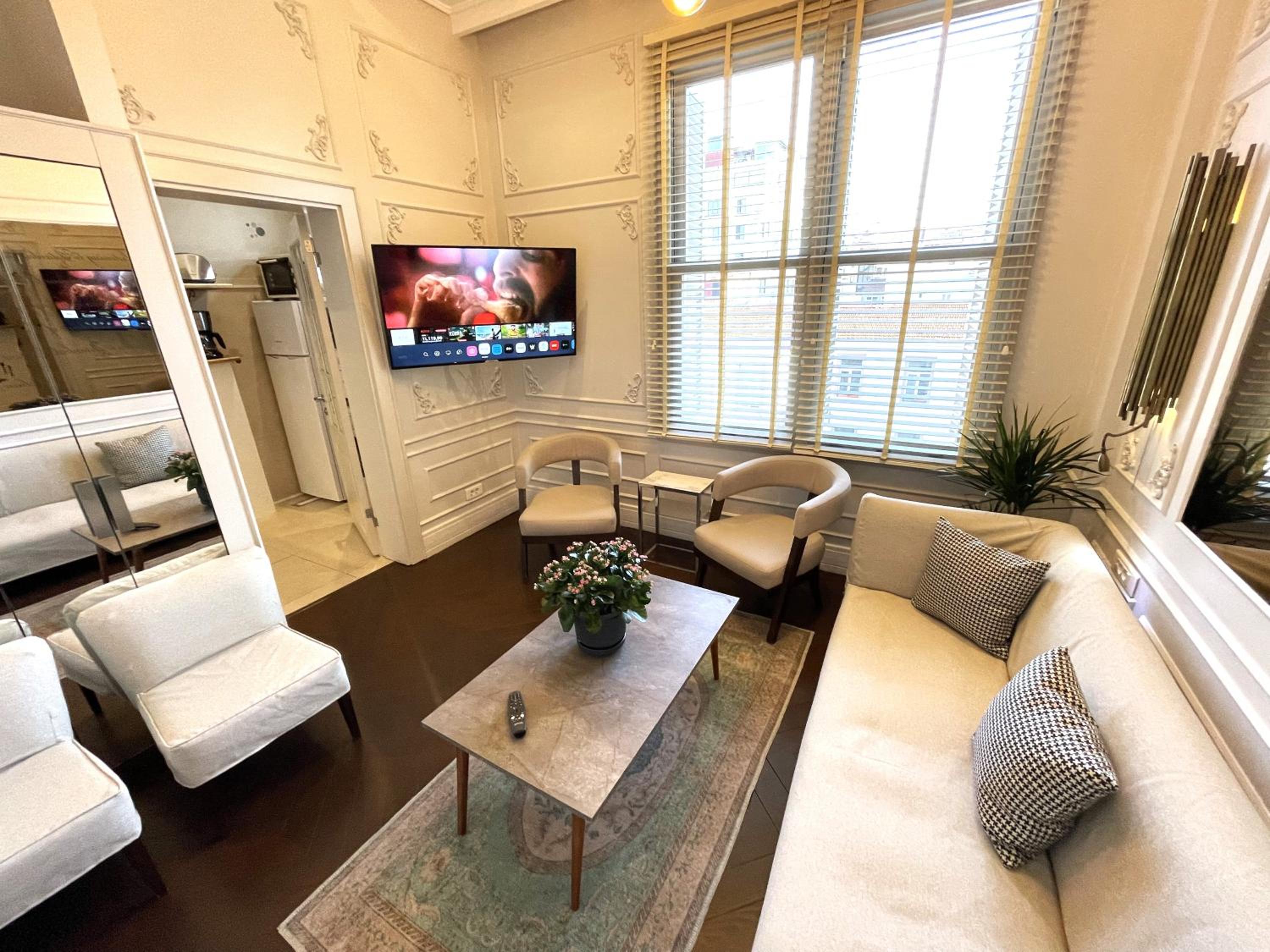 Superior Apartment photo 2