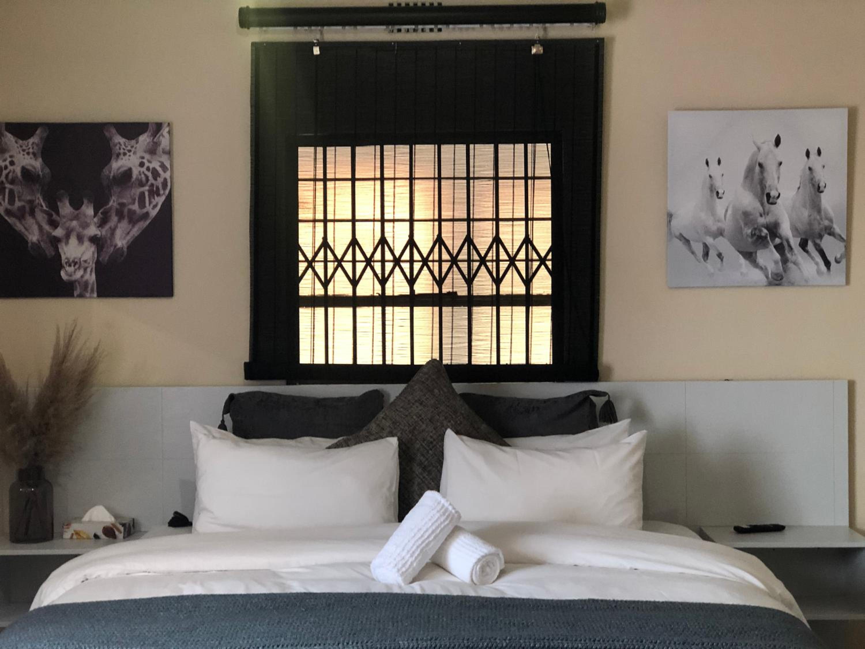 Deluxe Suite photo 2