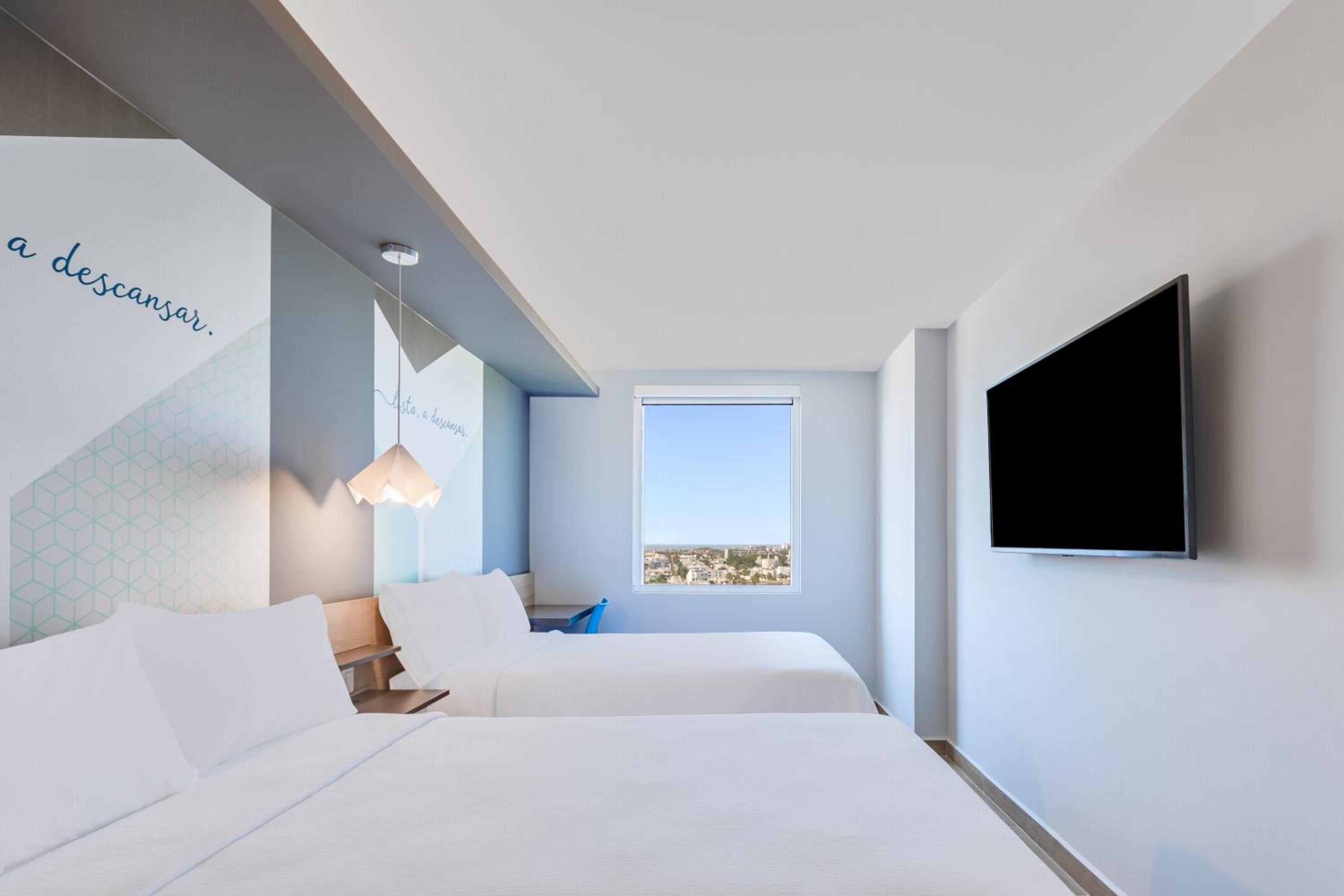 Superior Room, 2 Twin - Photo 1