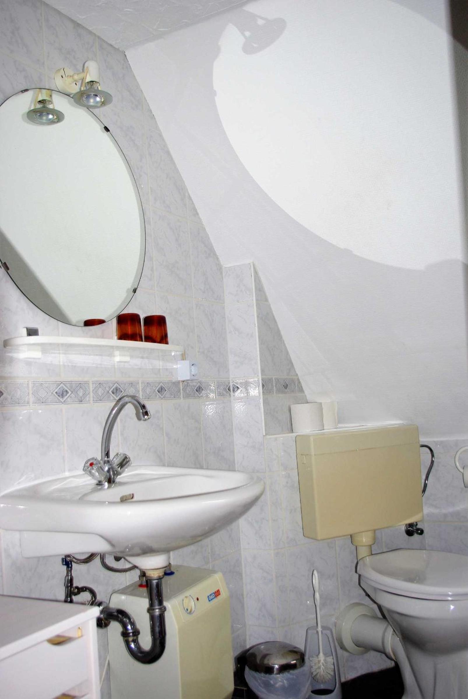 Triple Room with Shower photo 3