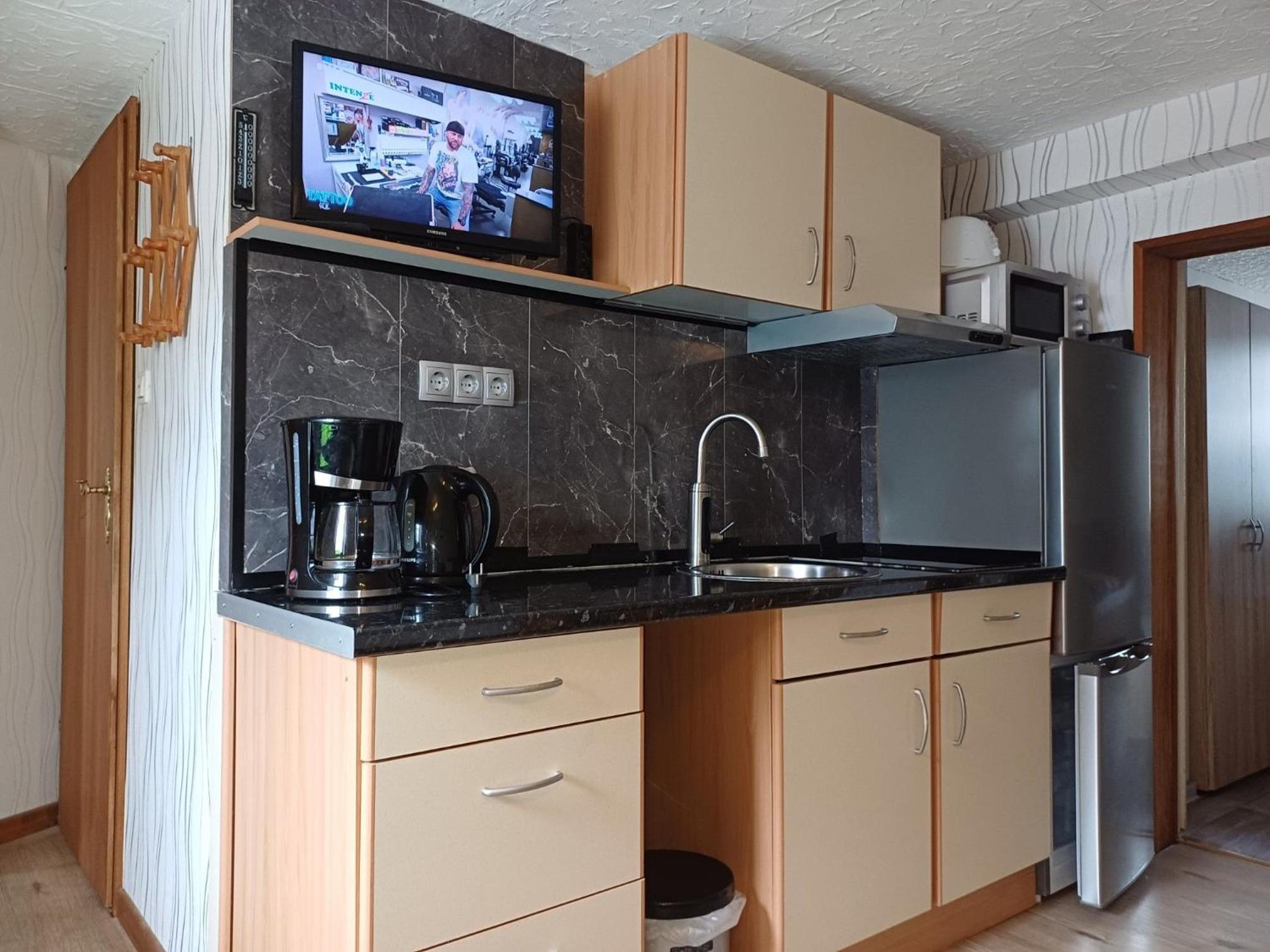 One-Bedroom Apartment with Balcony photo 3