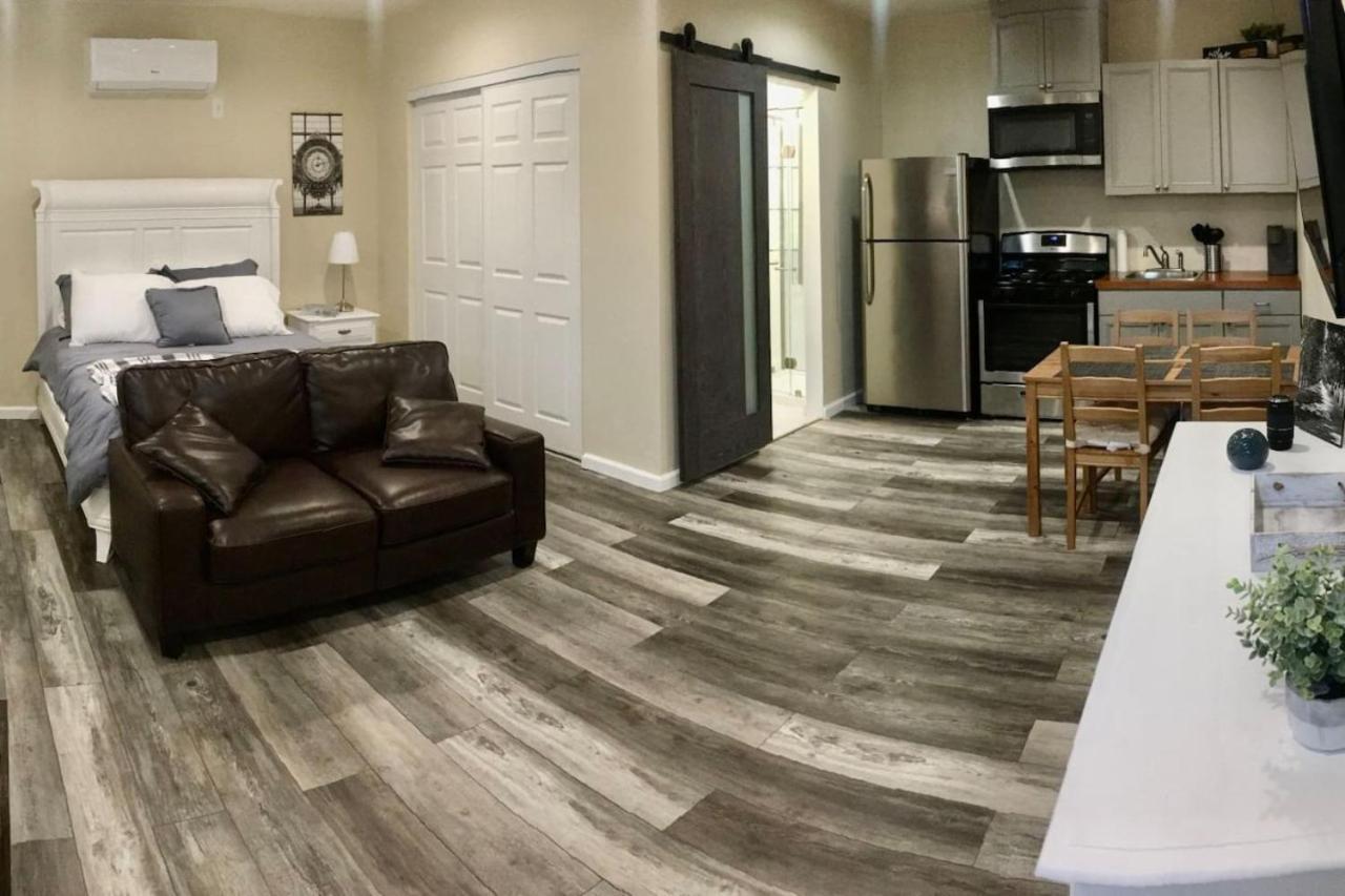 Apartment photo 1