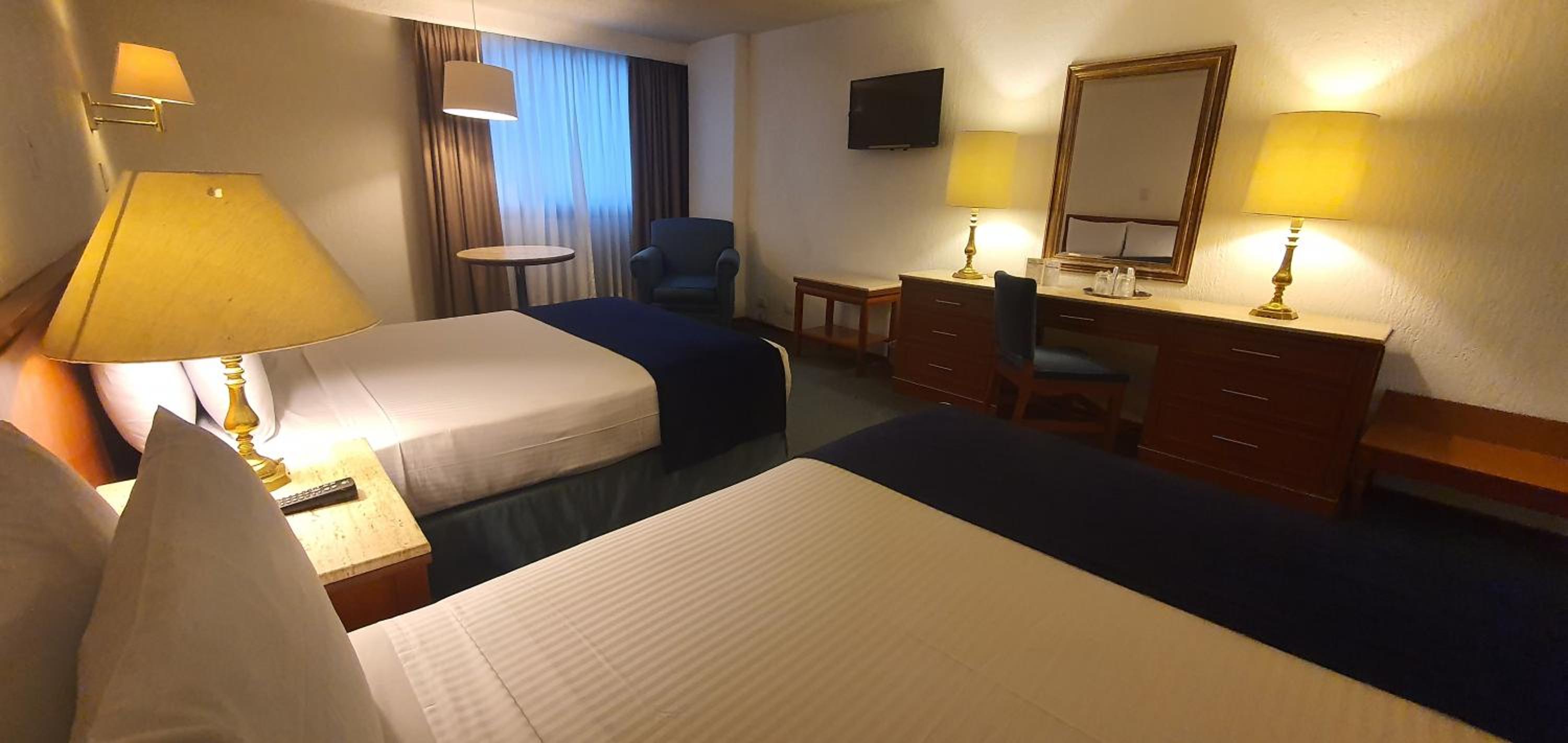 Deluxe Junior Suite - Photo 3