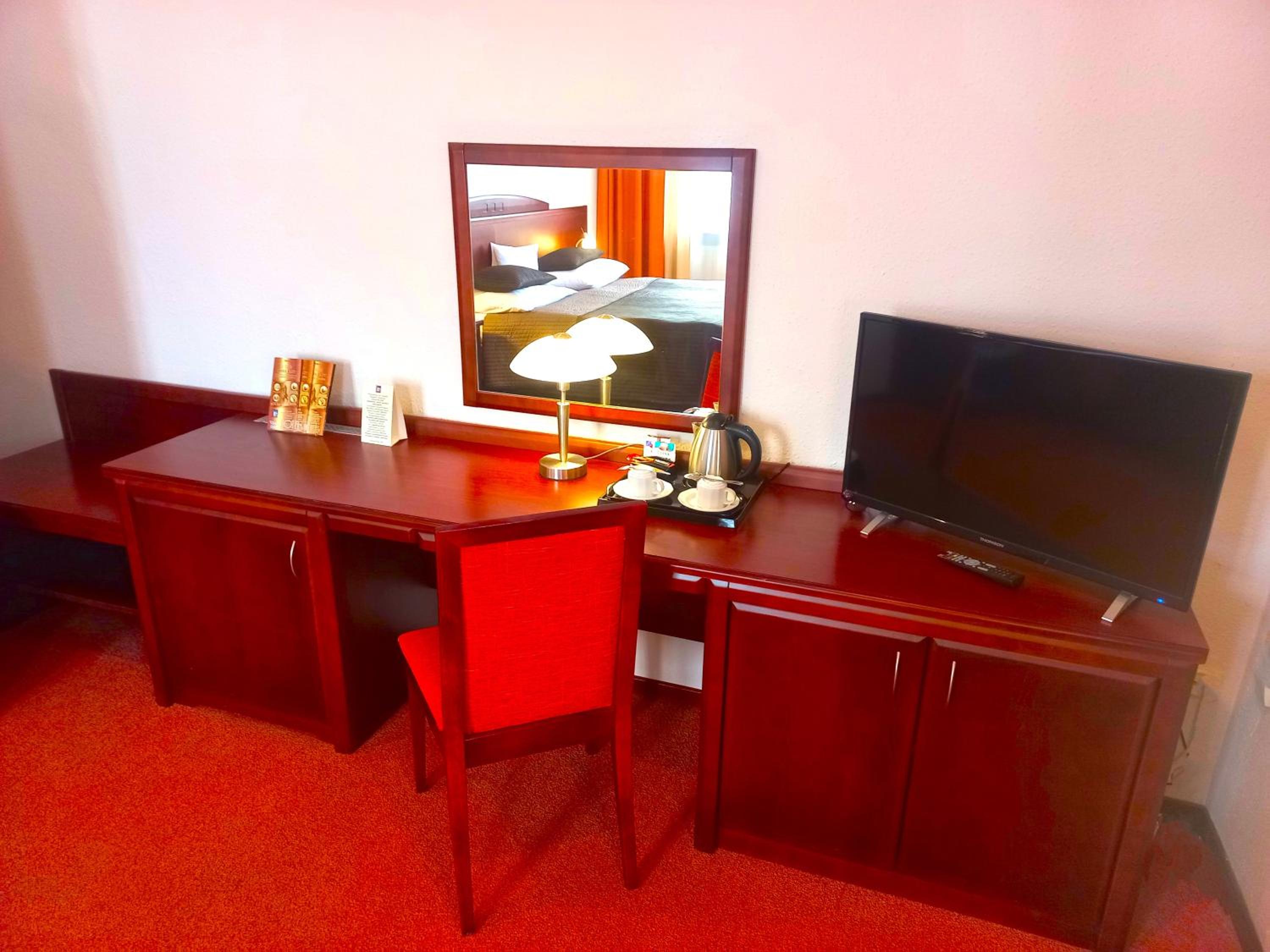 Double Room with Extra Bed - Photo 10