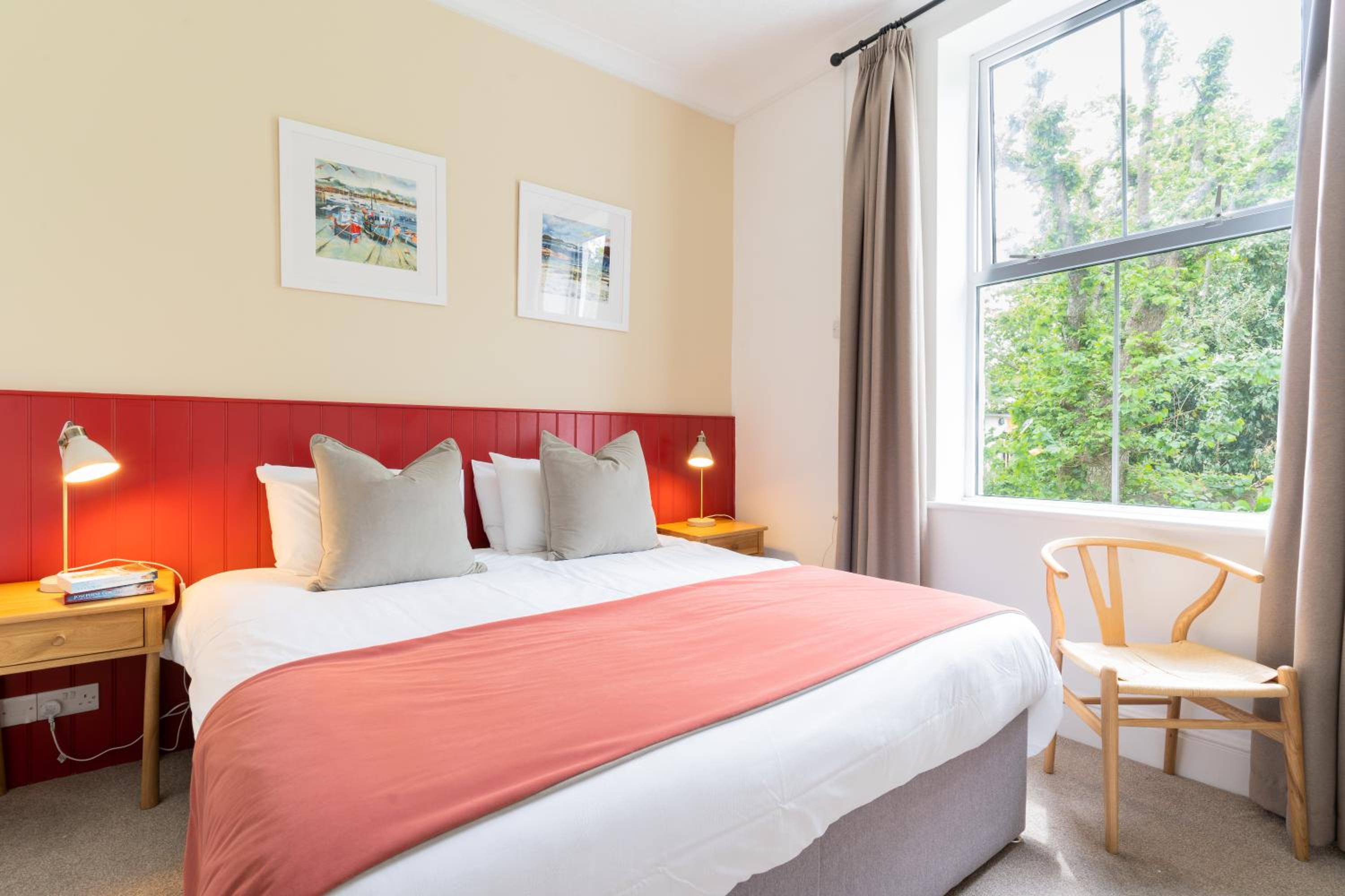 Standard Double or Twin Room photo 3