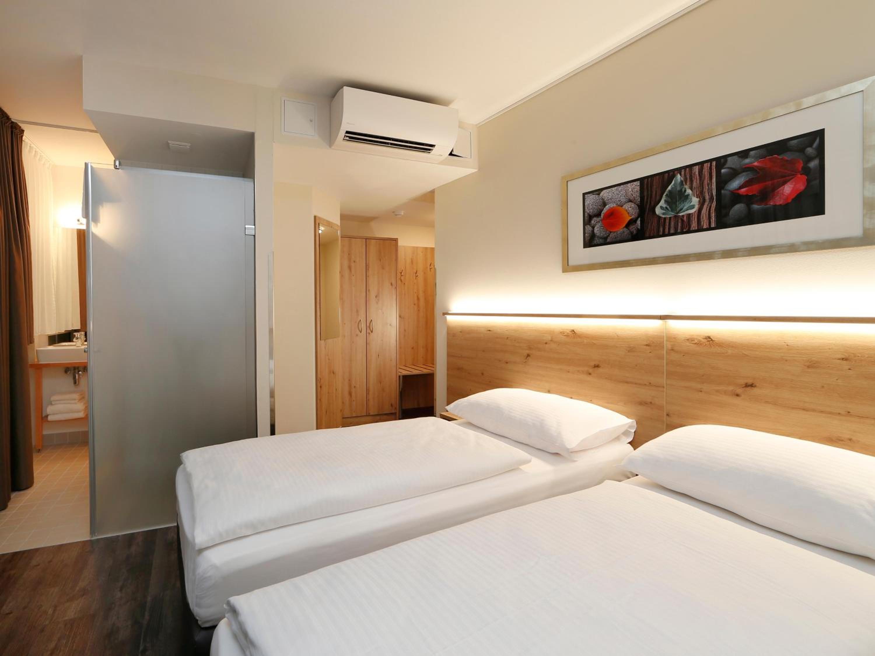 Twin Room photo 2