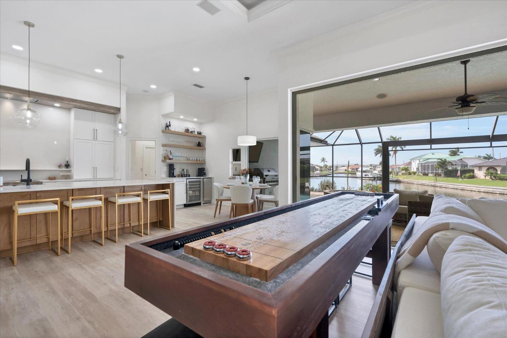 Three-Bedroom House photo 2