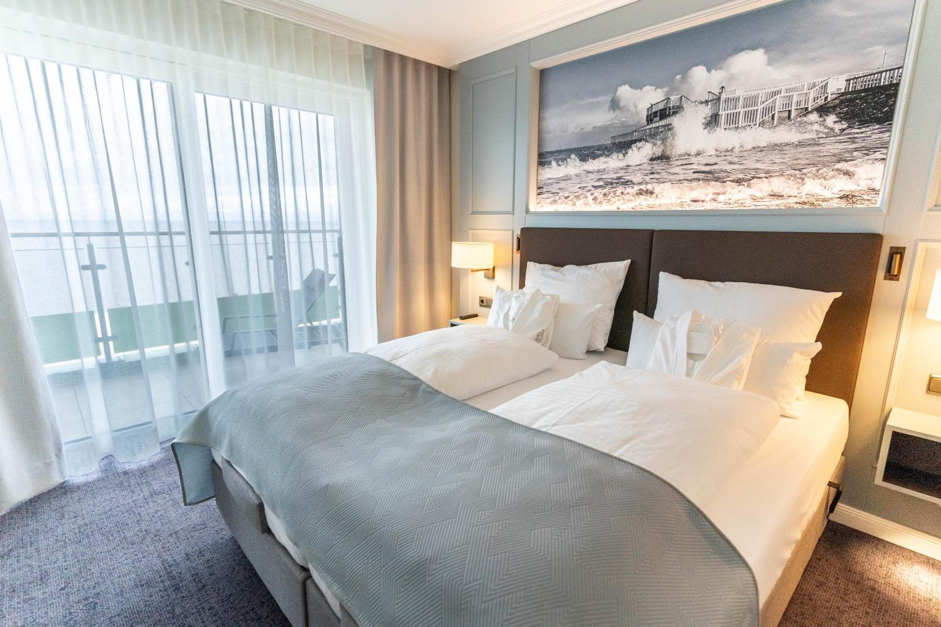 Junior Suite with Ocean View photo 2
