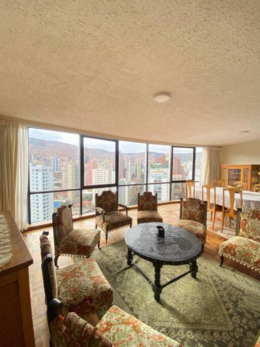 Three-Bedroom Apartment photo 1