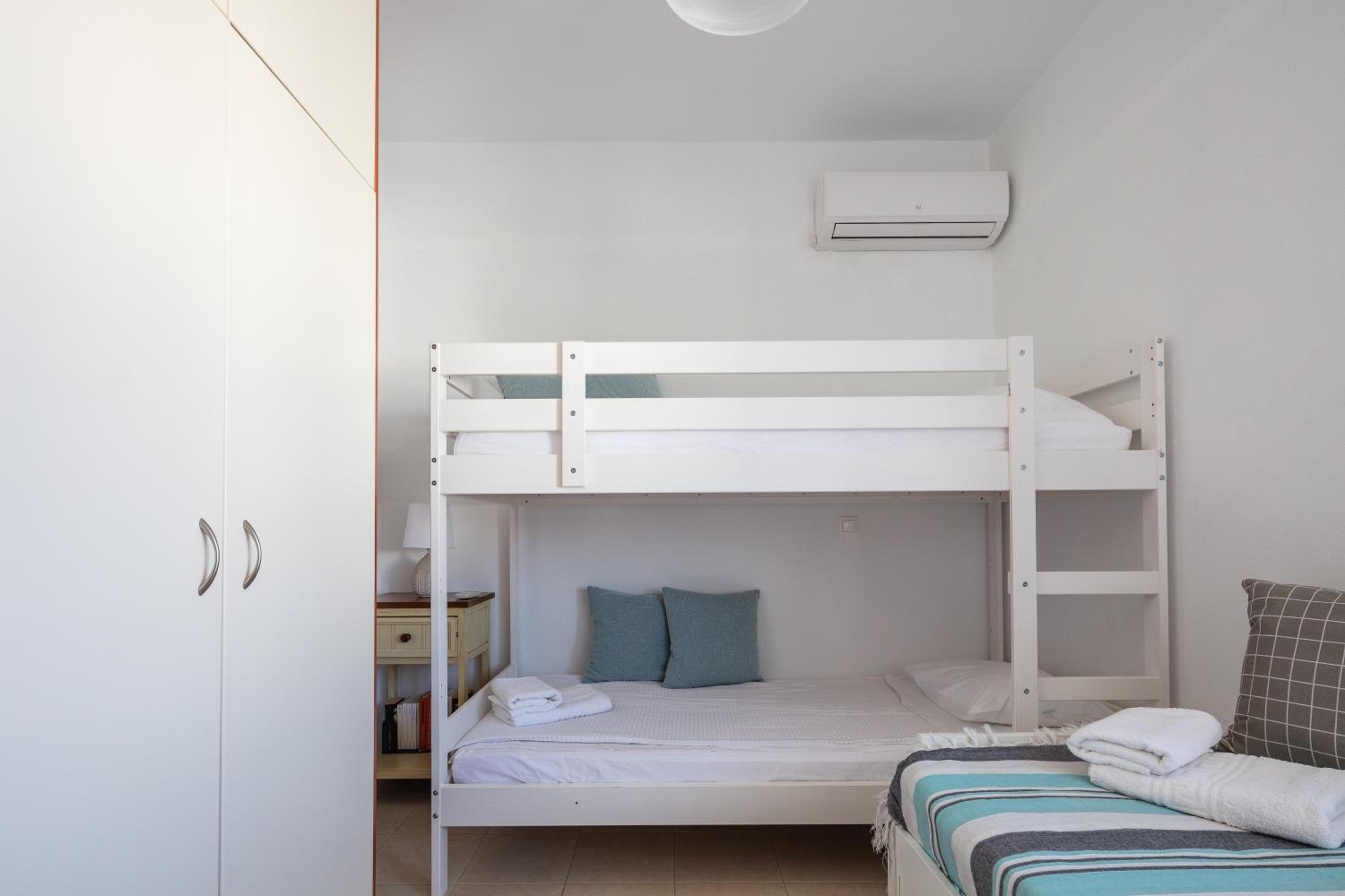 Three-Bedroom House - Anatoli 14 photo 2