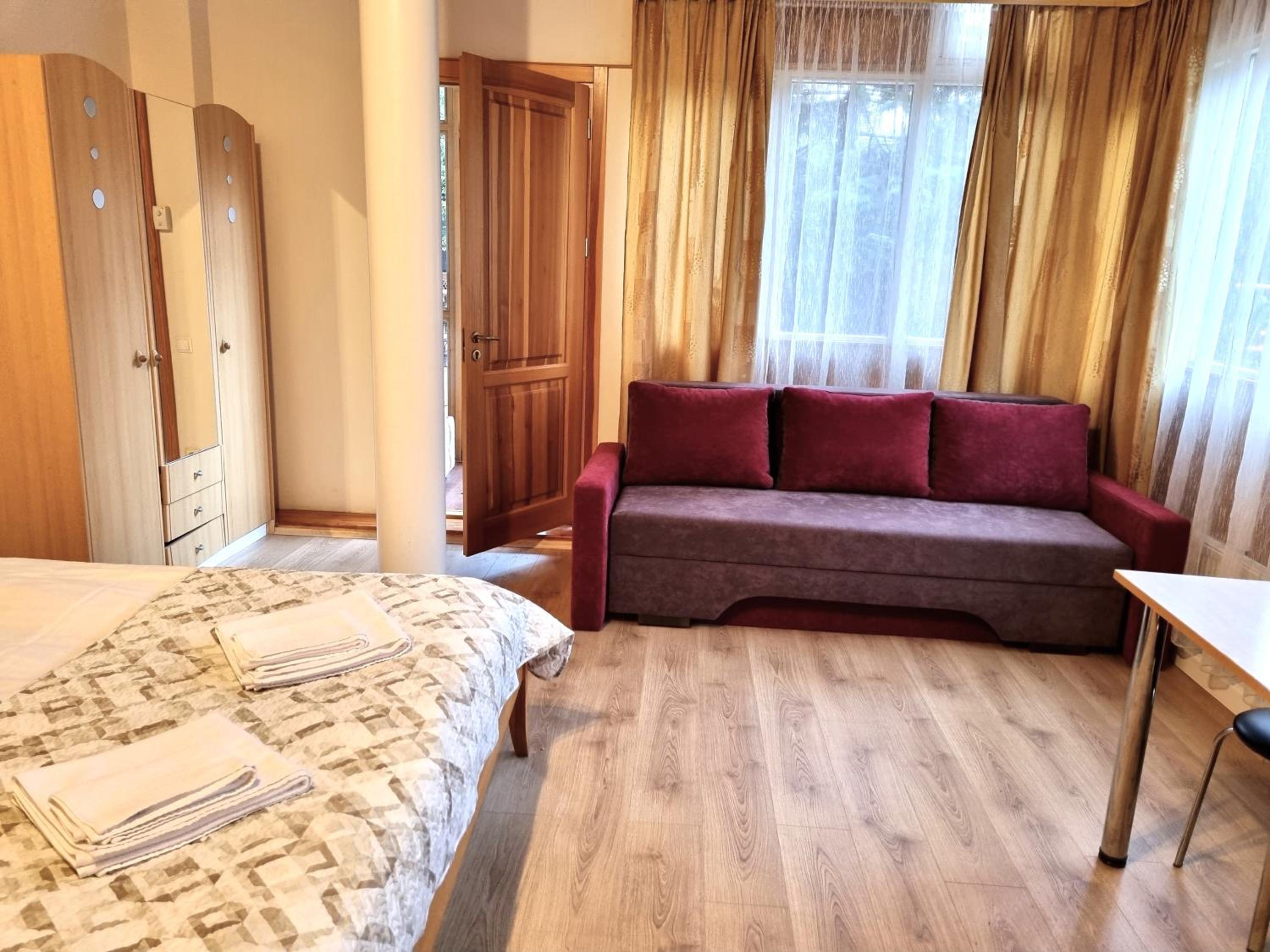 Triple Room with View - Photo 5