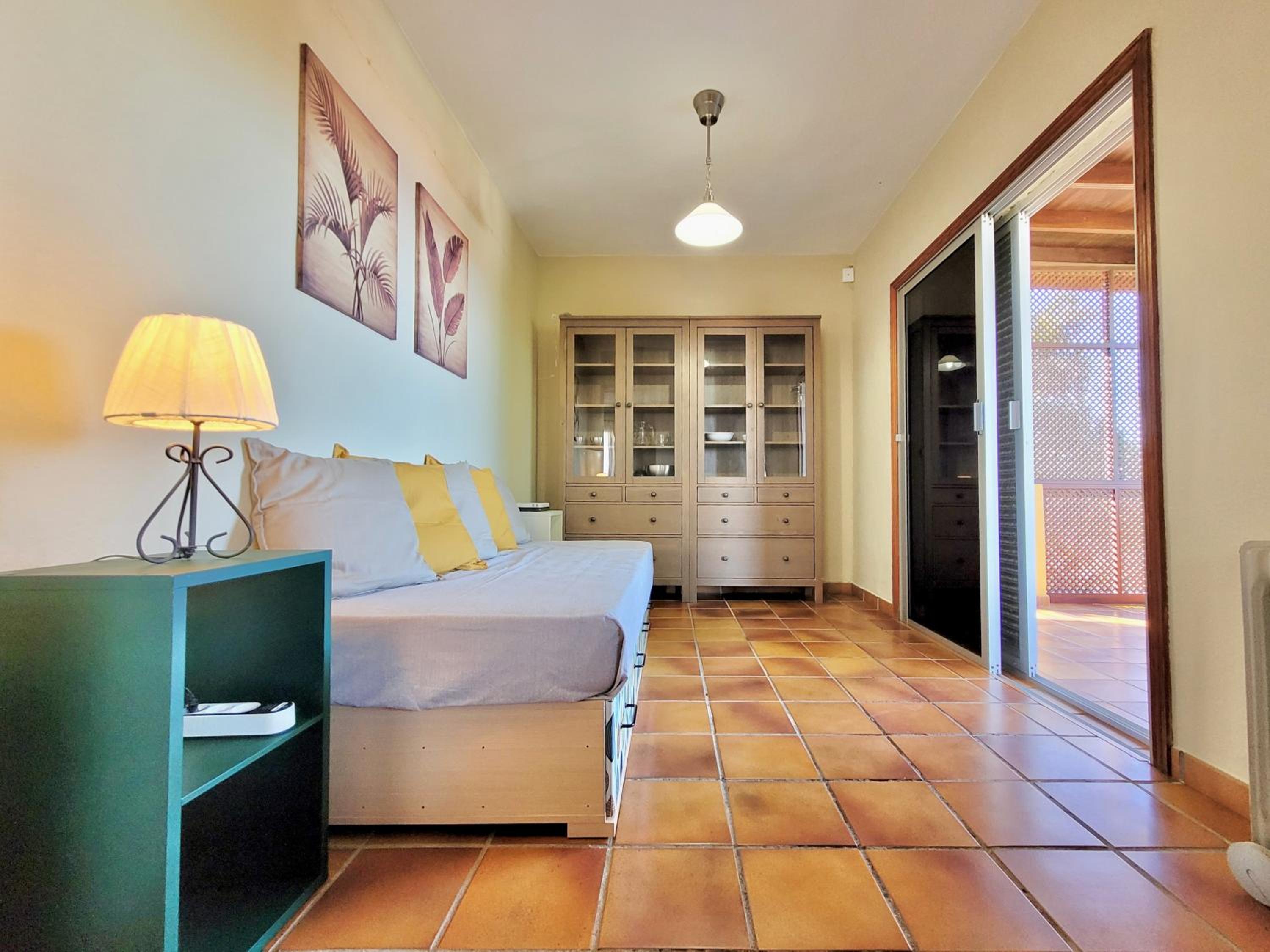 Villa de Tres Habitaciones