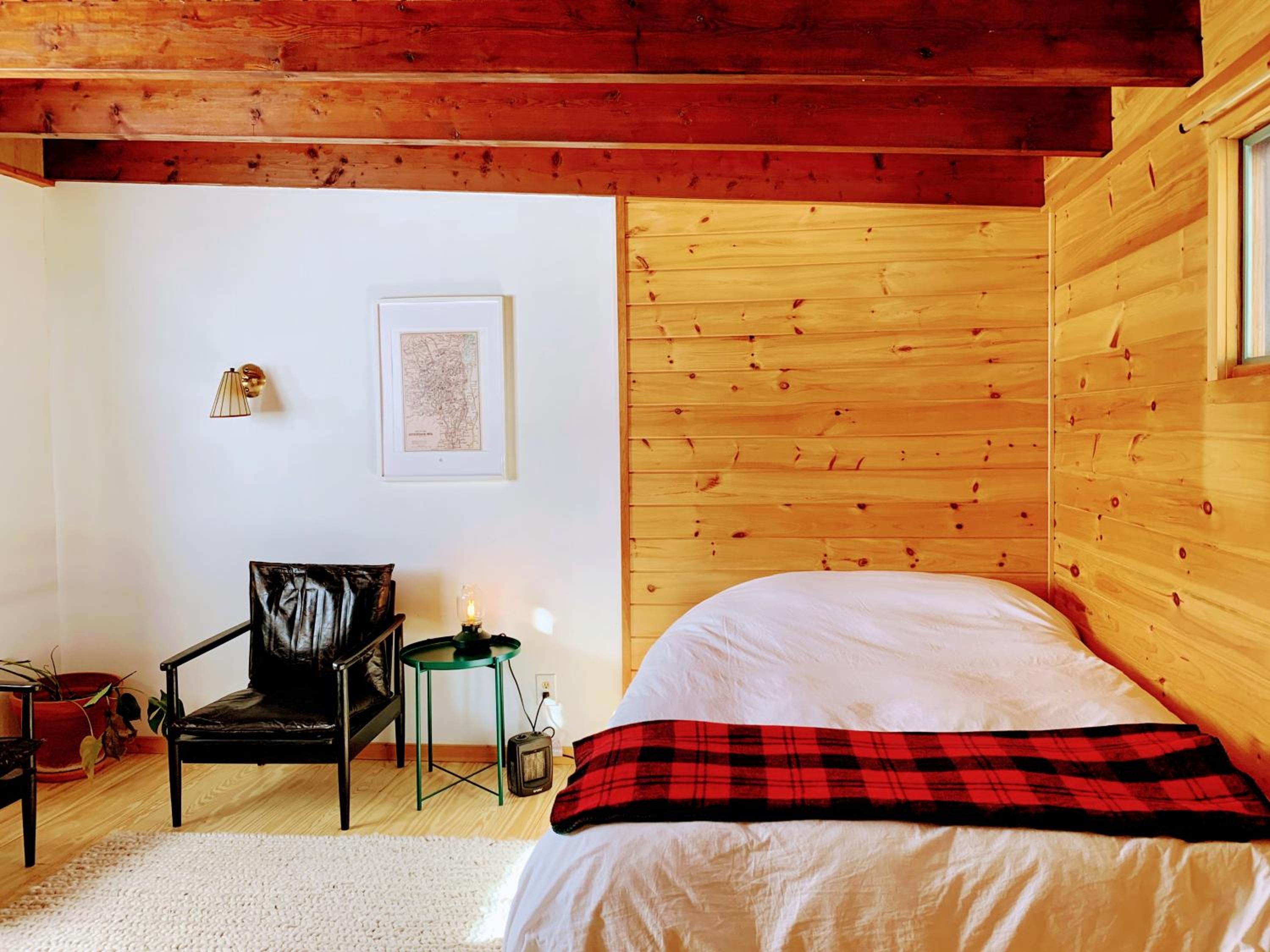 Double Room - Photo 9
