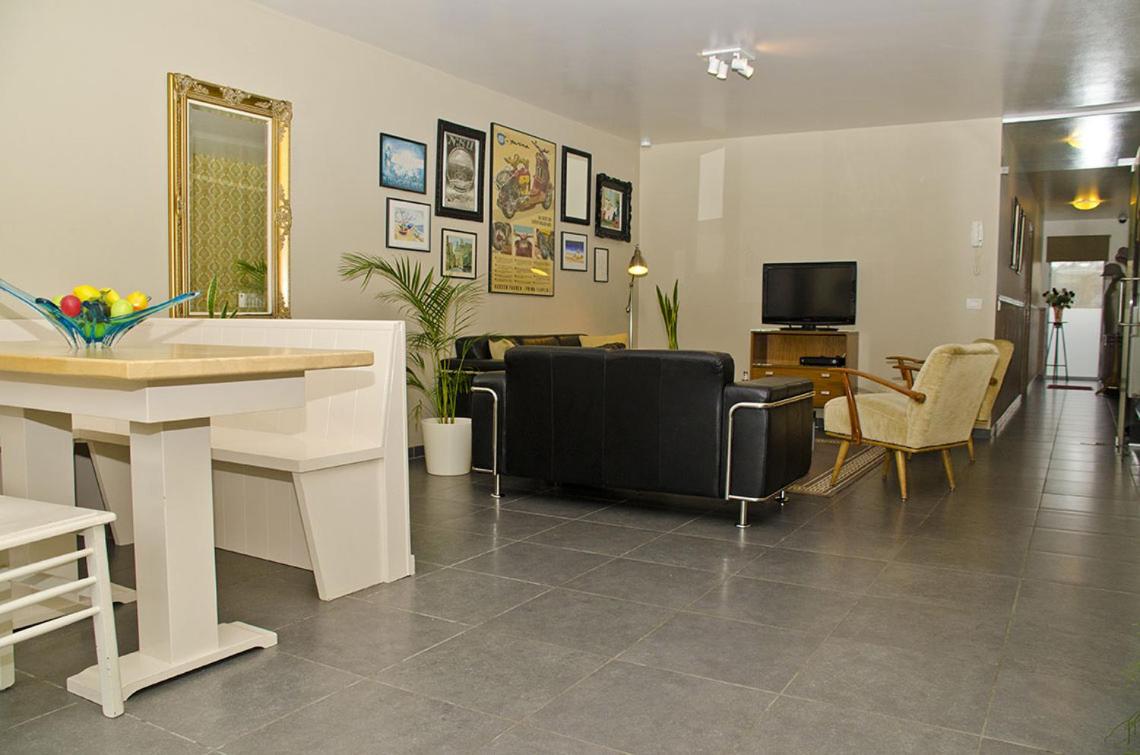 Three-Bedroom Apartment photo 1