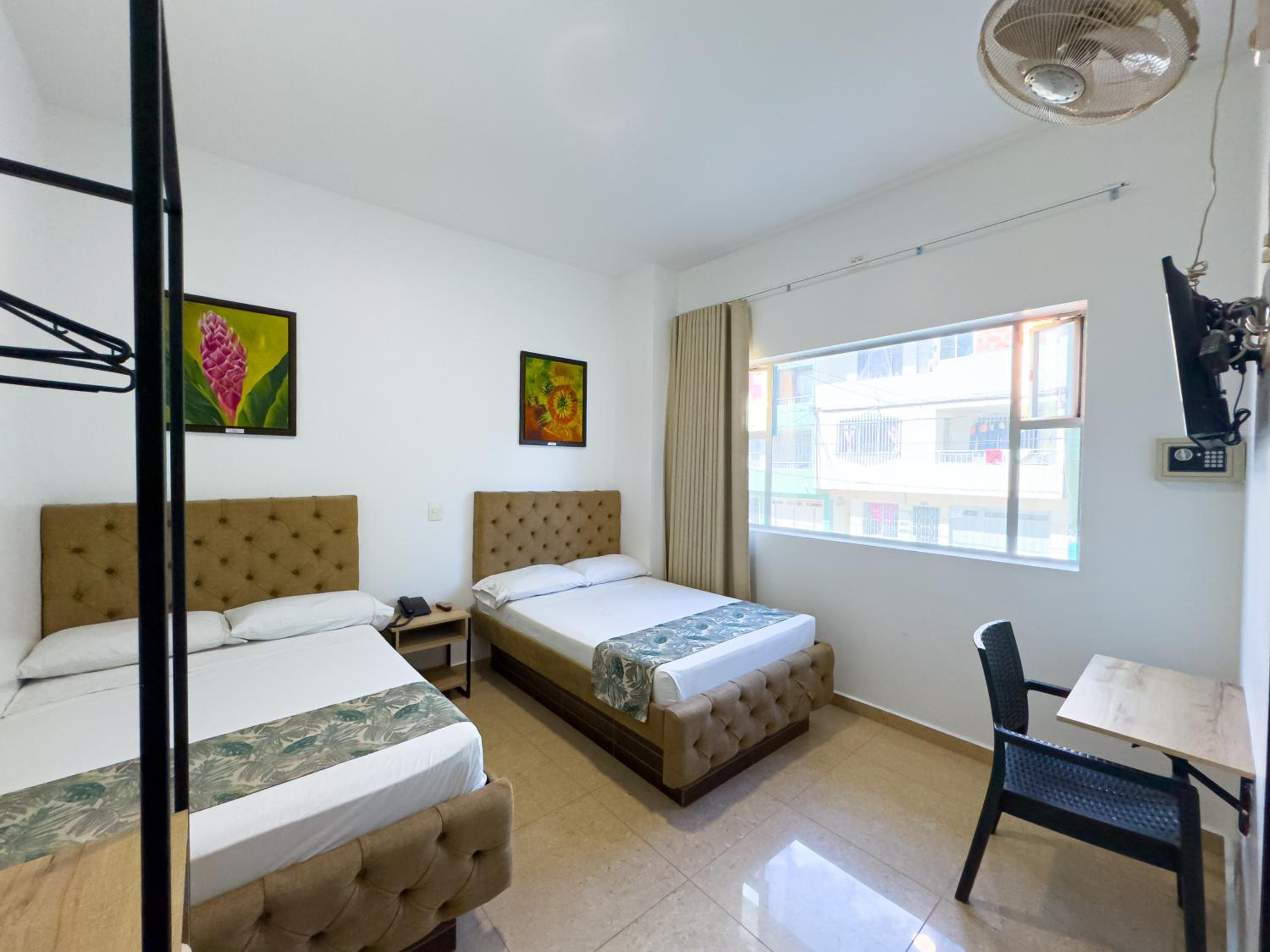 Standard Twin Room photo 1