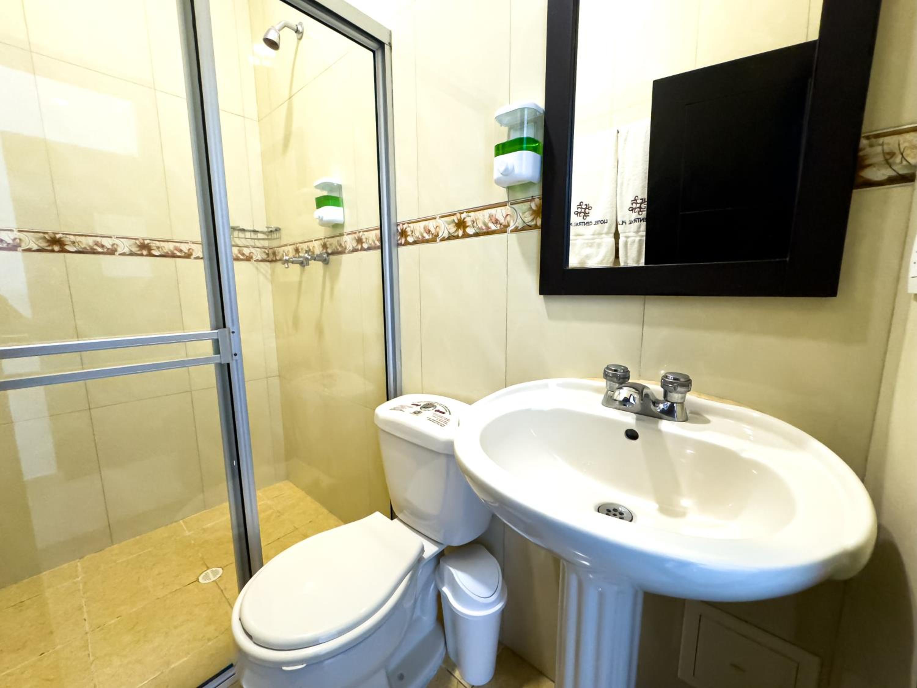 Standard Twin Room photo 2