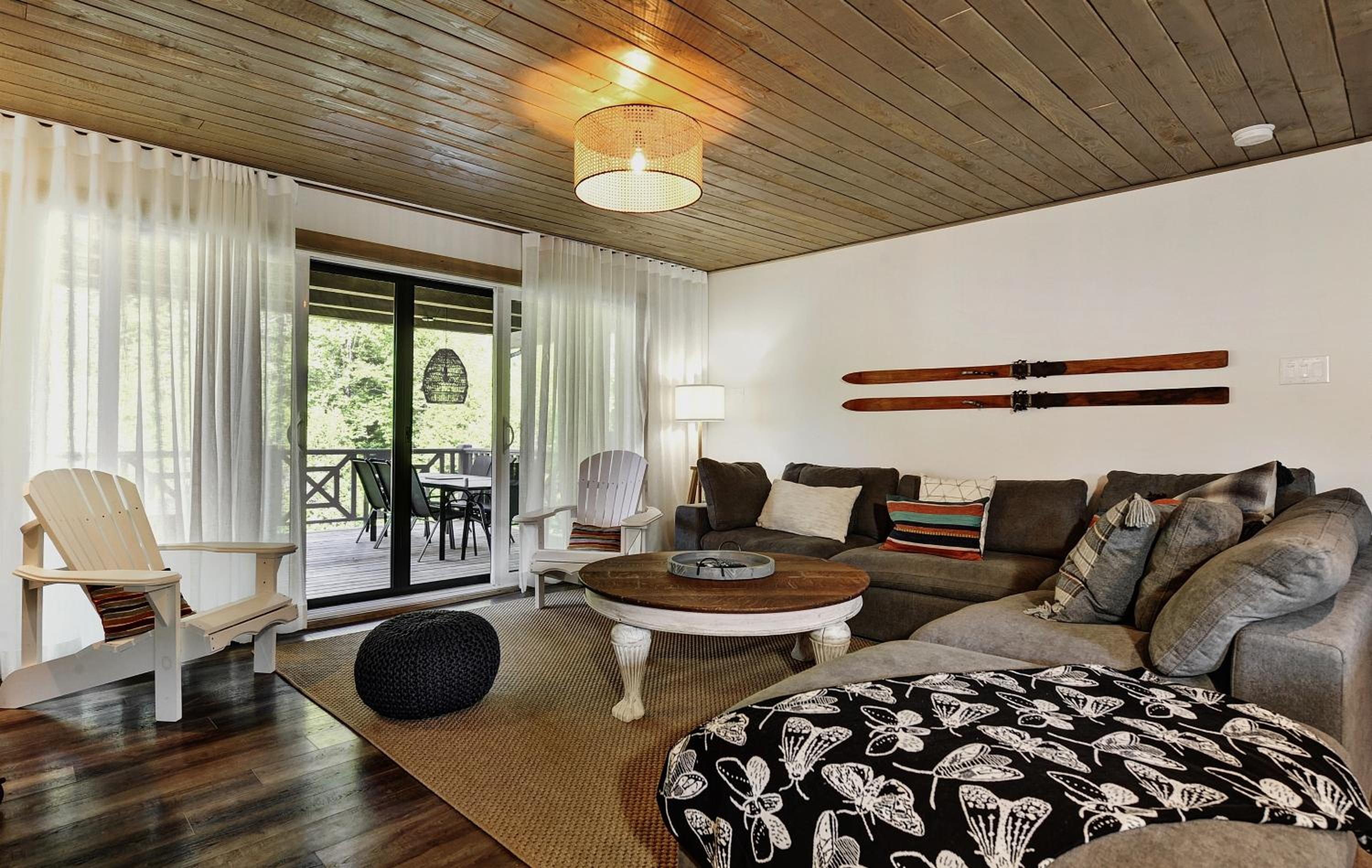 Three-Bedroom Chalet photo 1
