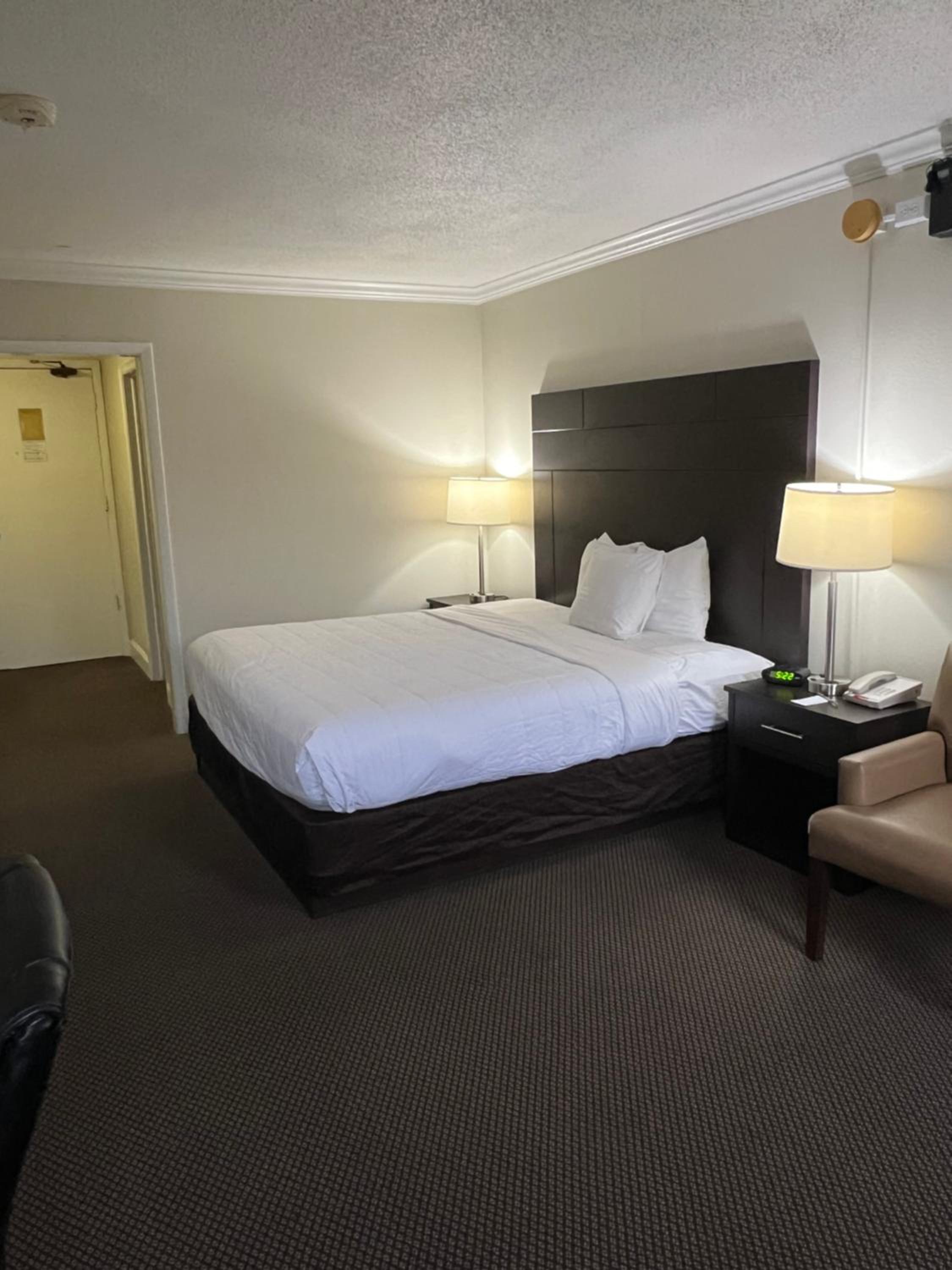 B&B HOTEL Jacksonville Airport - Newly Renovated!, 사진 5