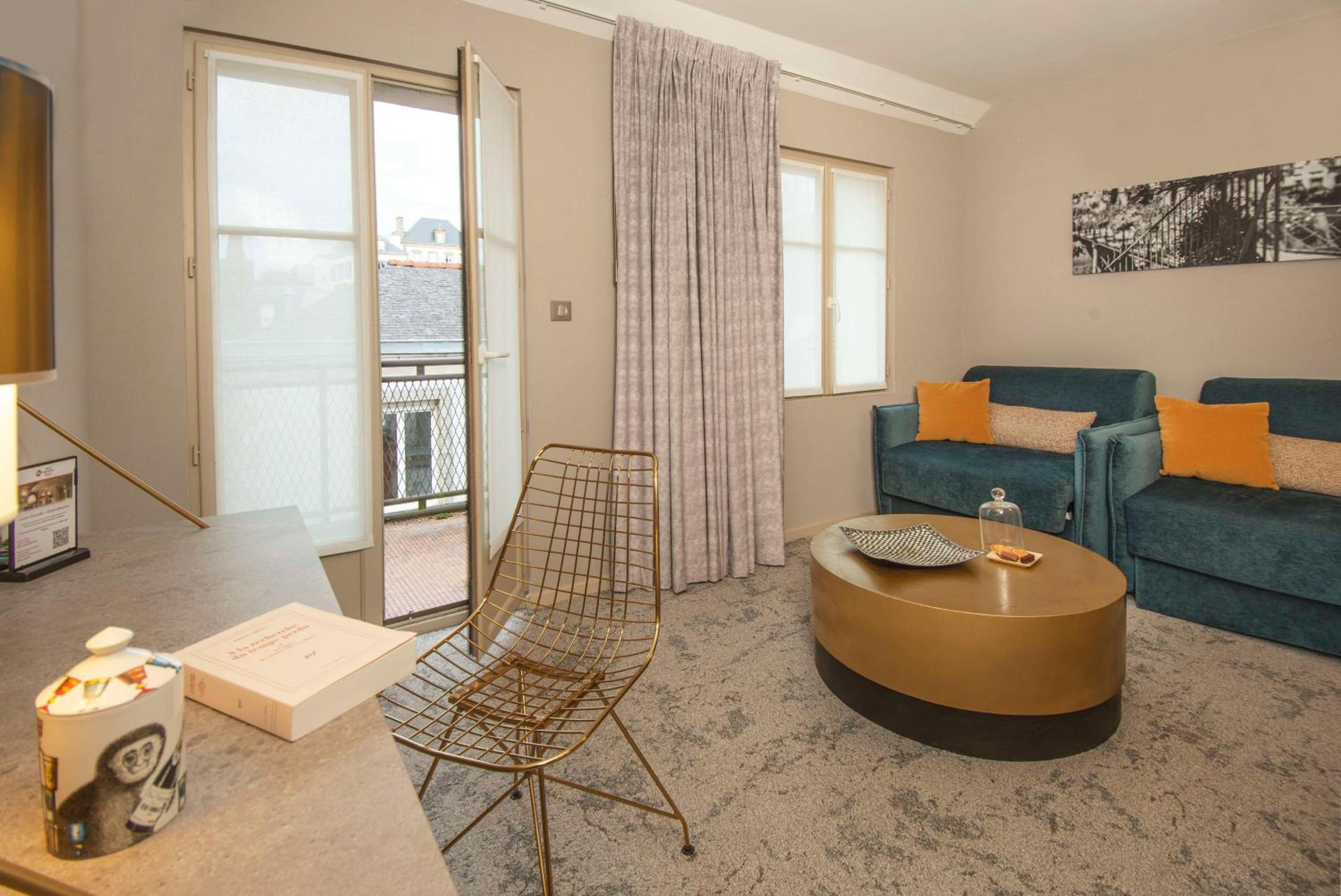 King Suite - Photo 4
