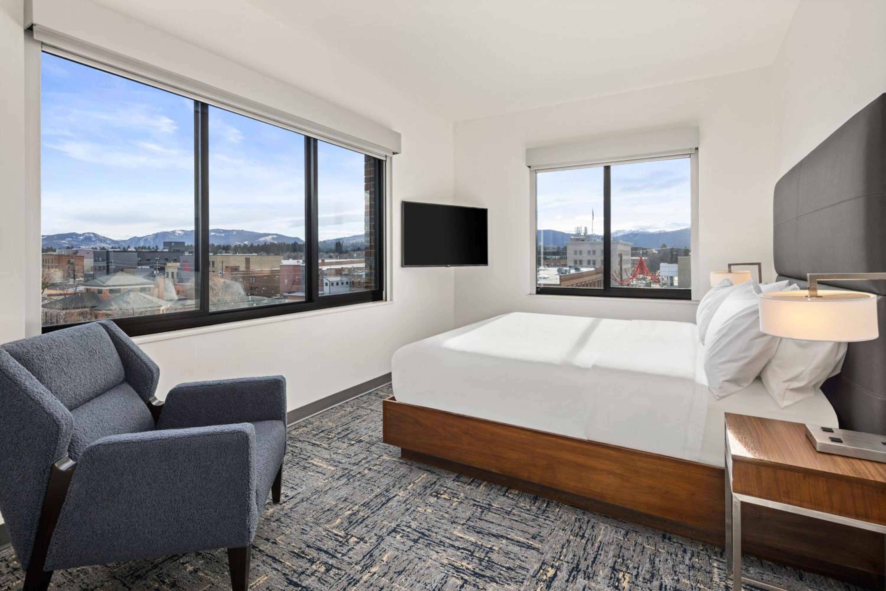 Exec Conference Suite, 1 Bedroom Executive Suite