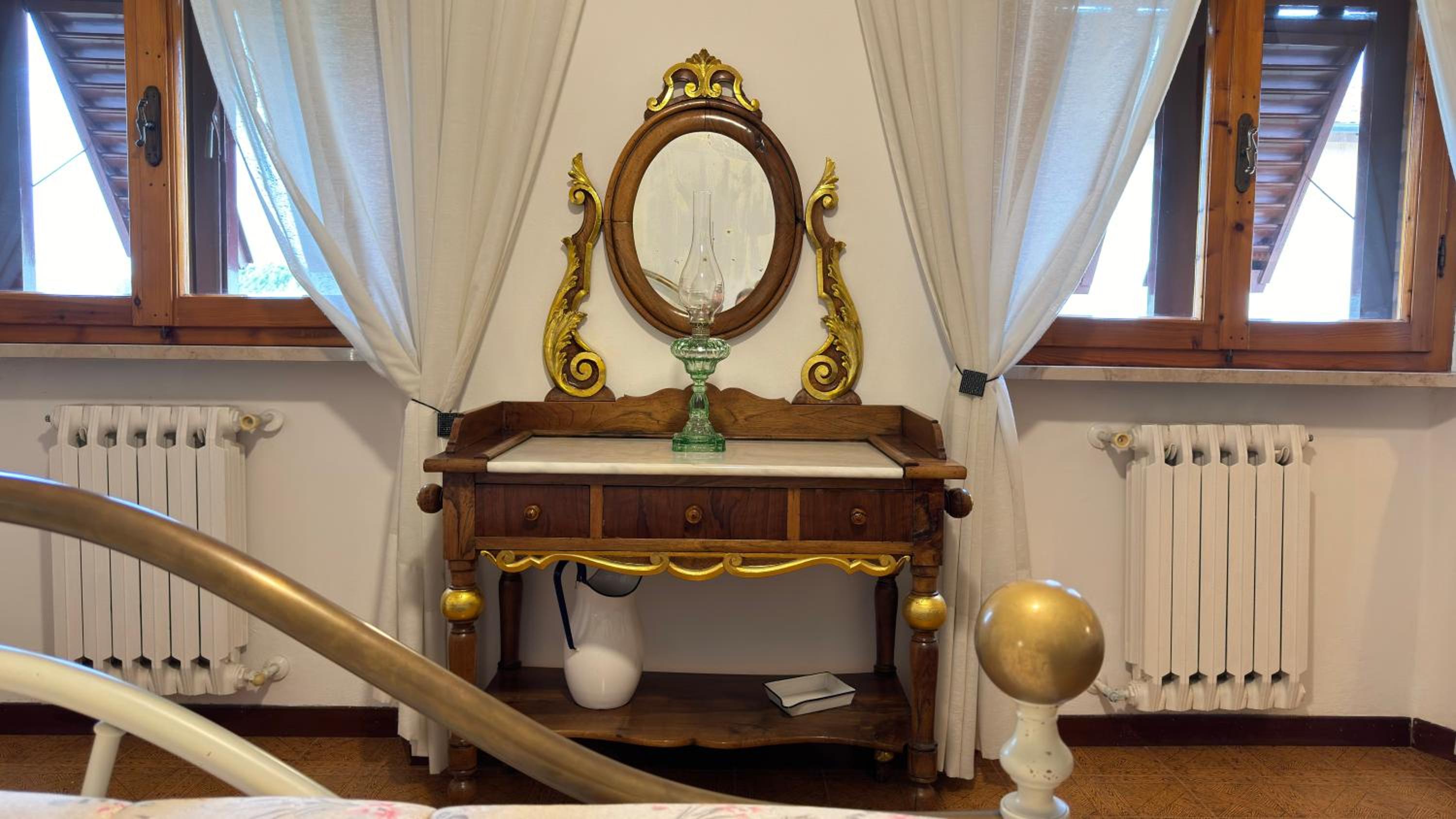 Two-Bedroom Apartment - Photo 20