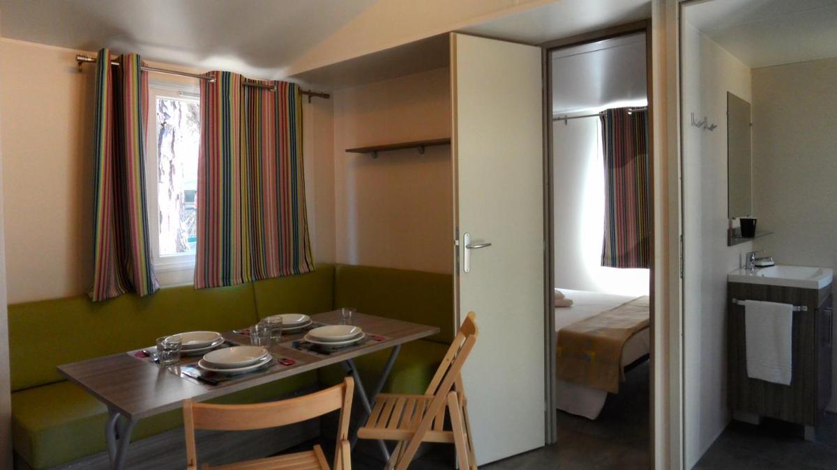 Two-Bedroom Mobile Home photo 2
