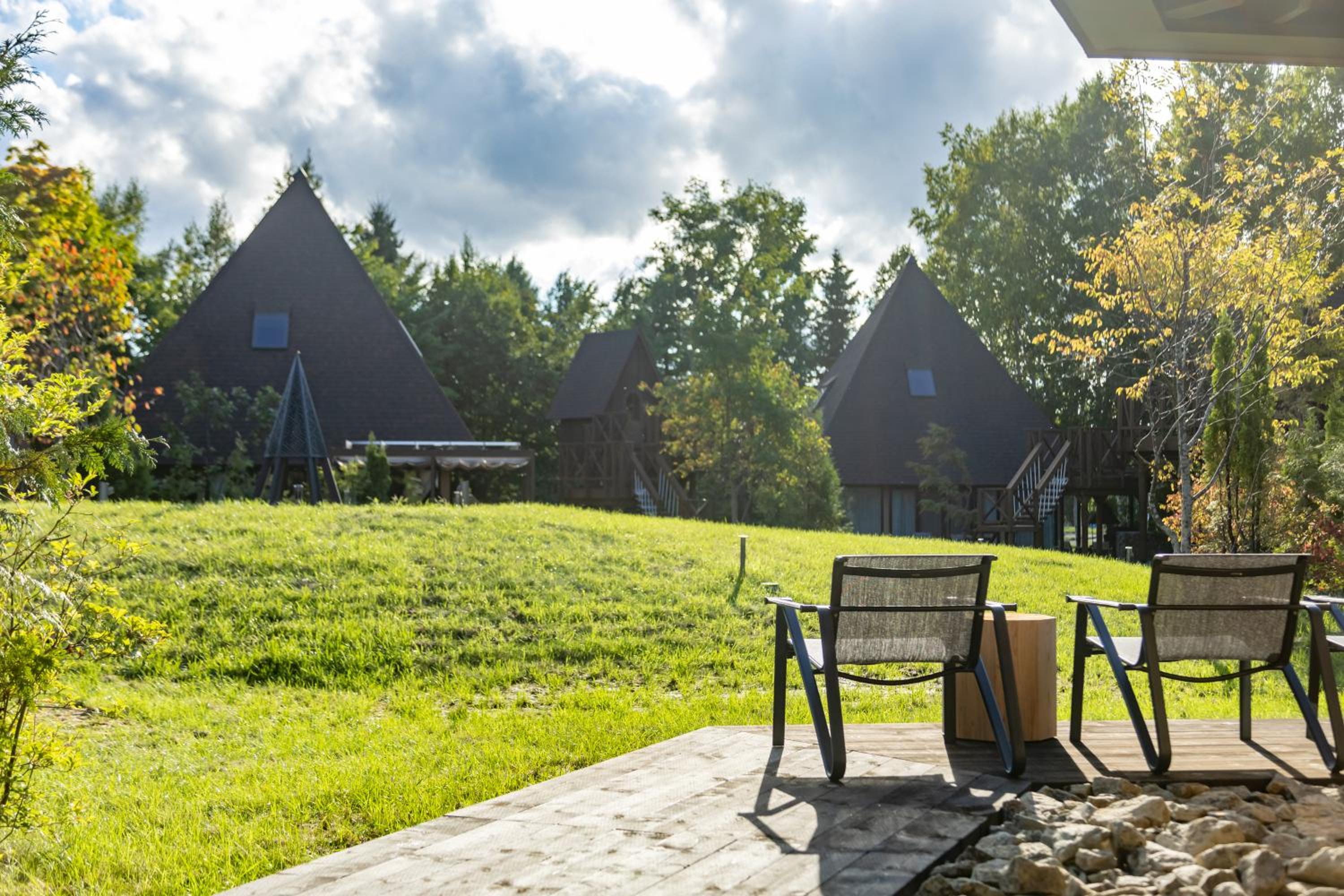 IZUBA Villa with Treehouse - Non-Smoking+Self Serve Grill Dinner & Breakfast Box - Photo 10
