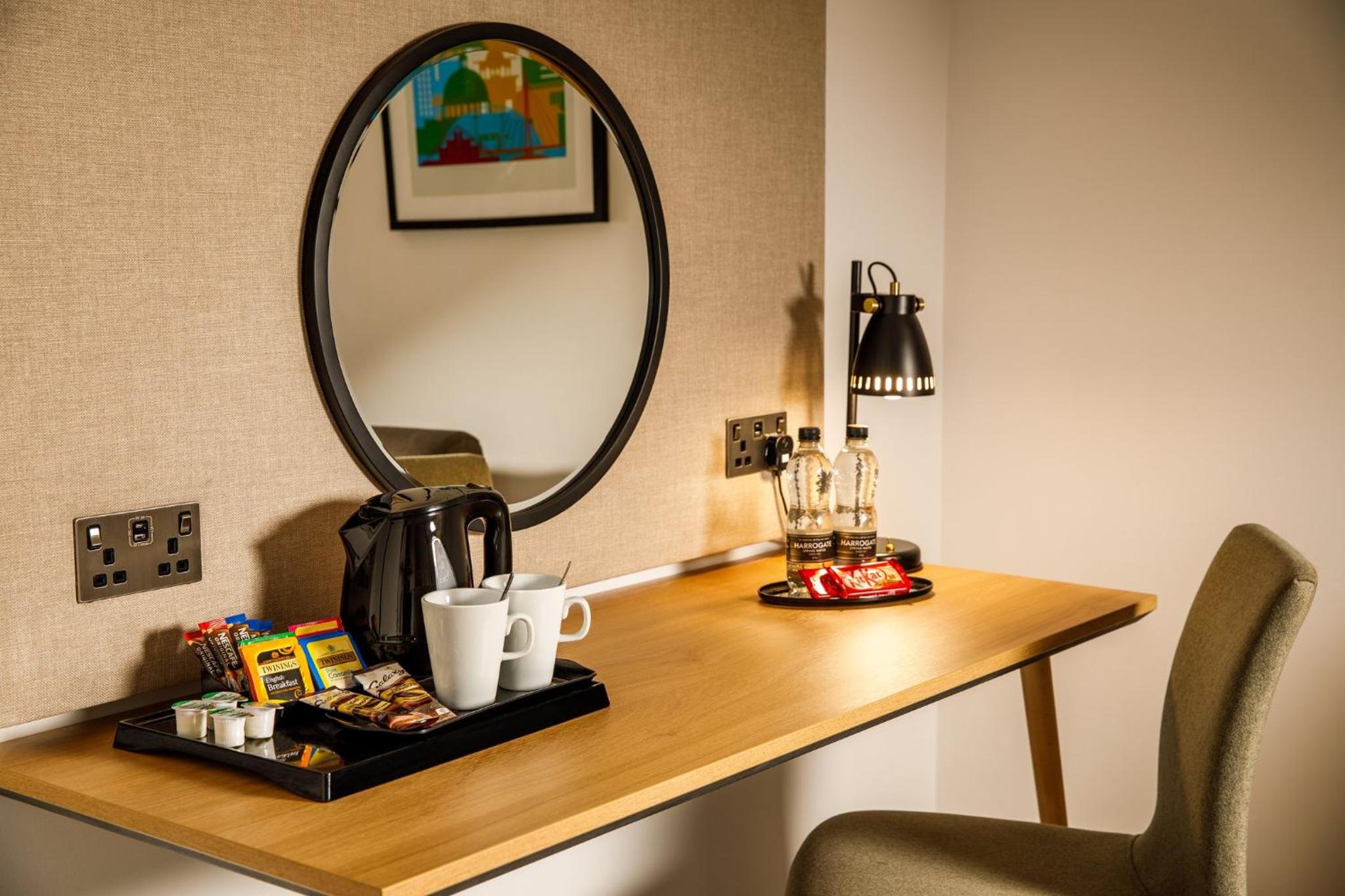 Premium Super King Room - Photo 5