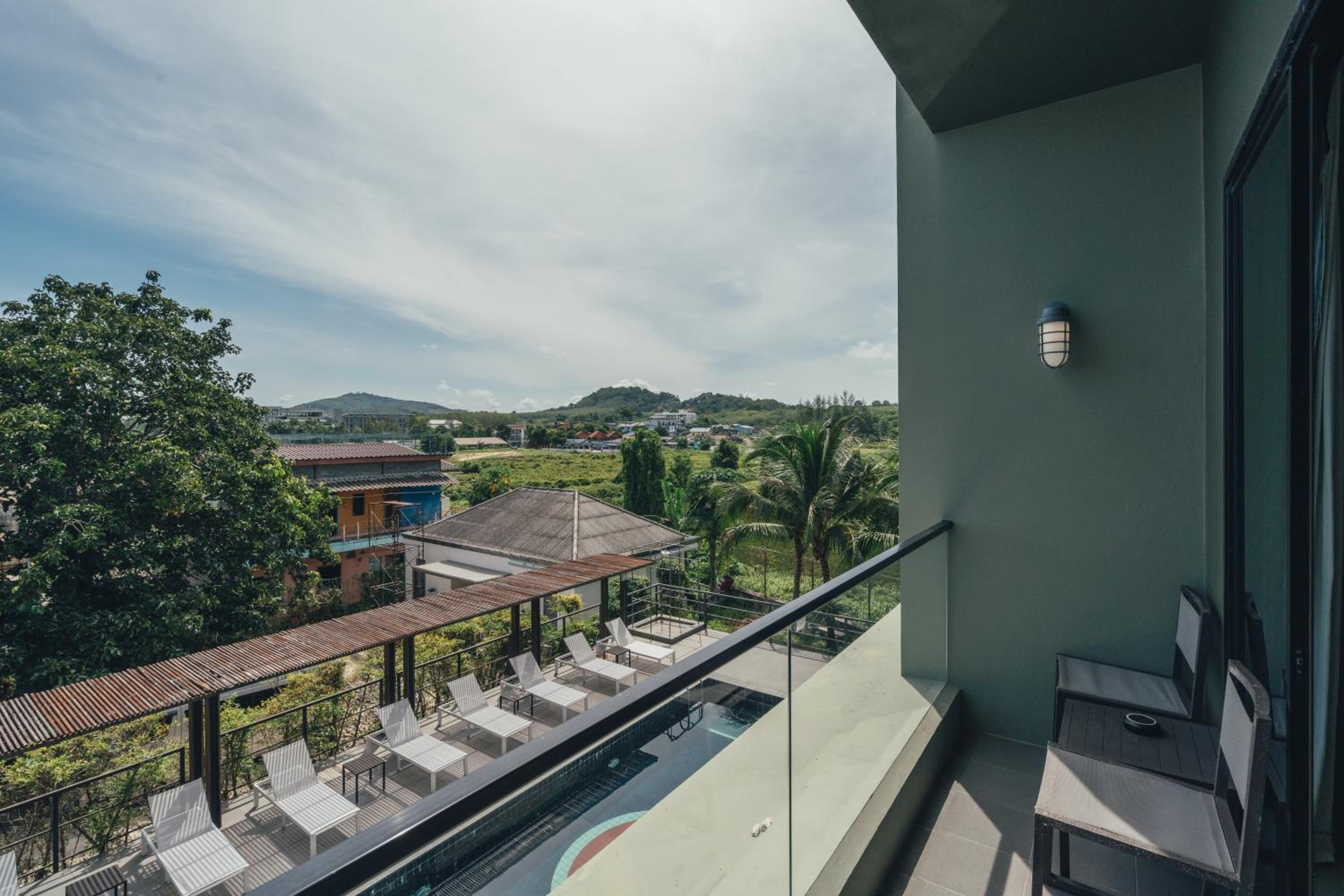 Deluxe Room with Pool View (Free Drop-off Airport Transfer)