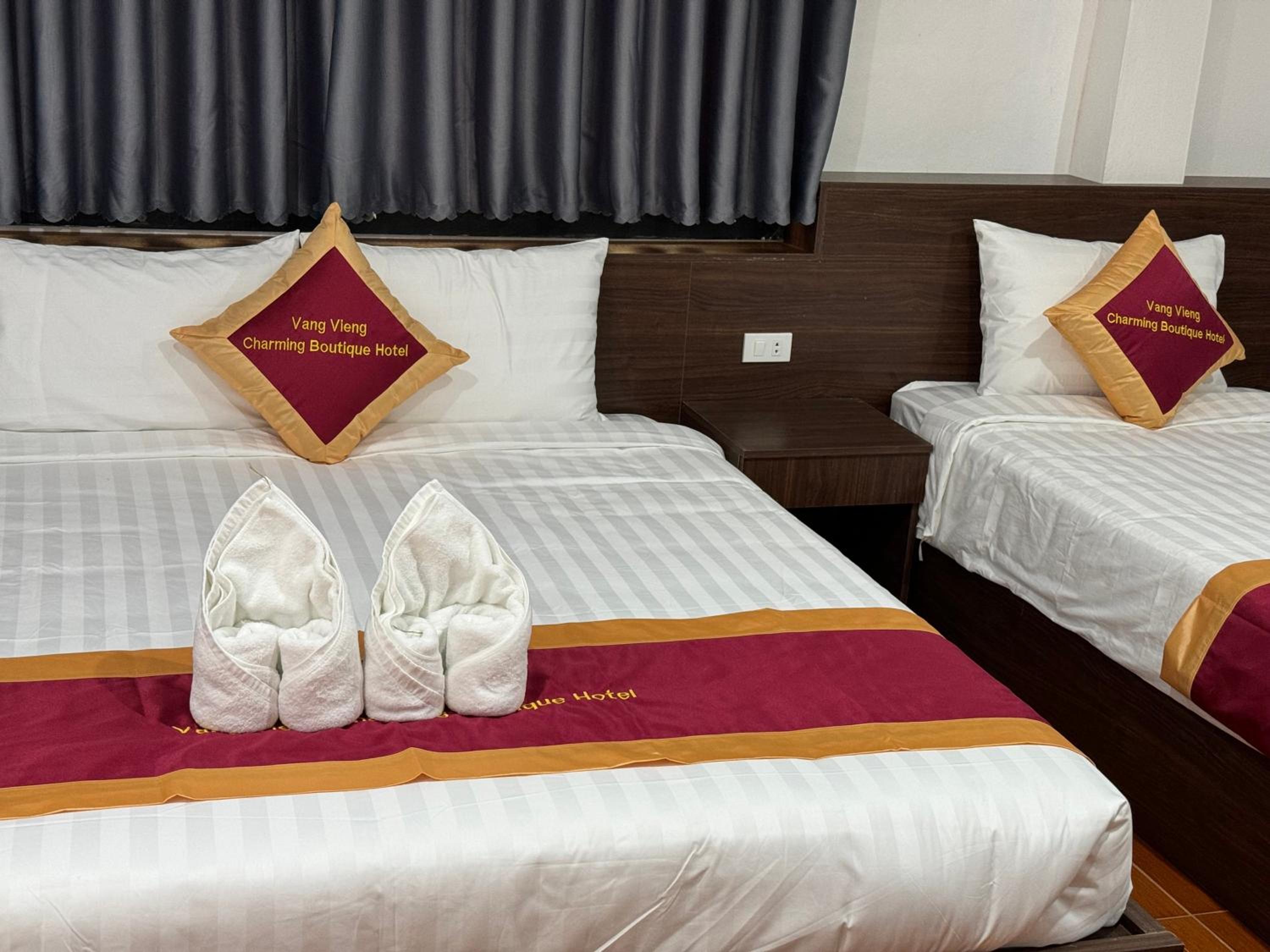 Deluxe Twin Room photo 3
