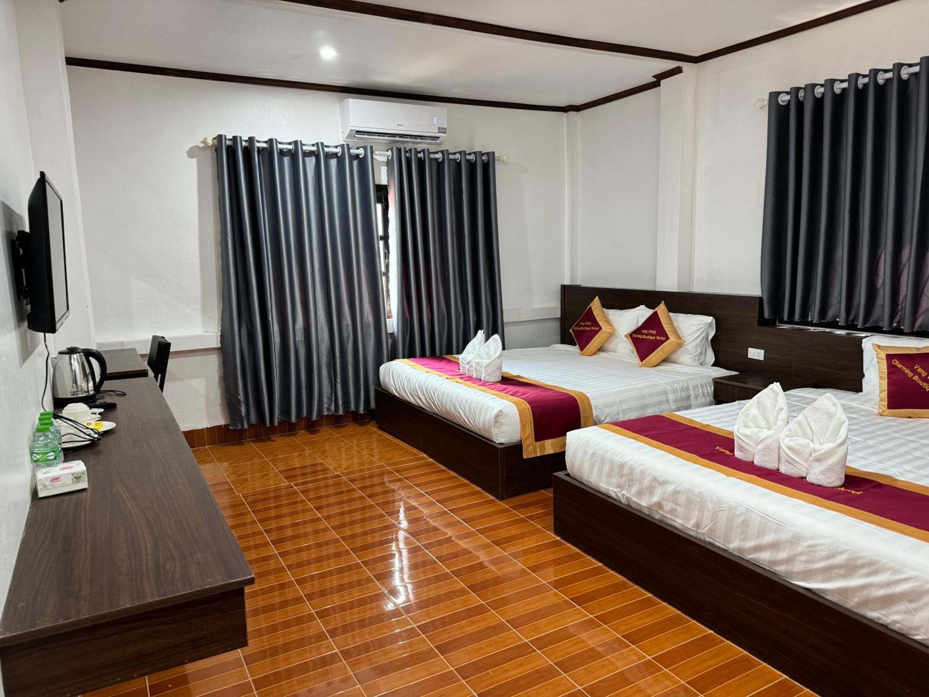 Deluxe Family Room
