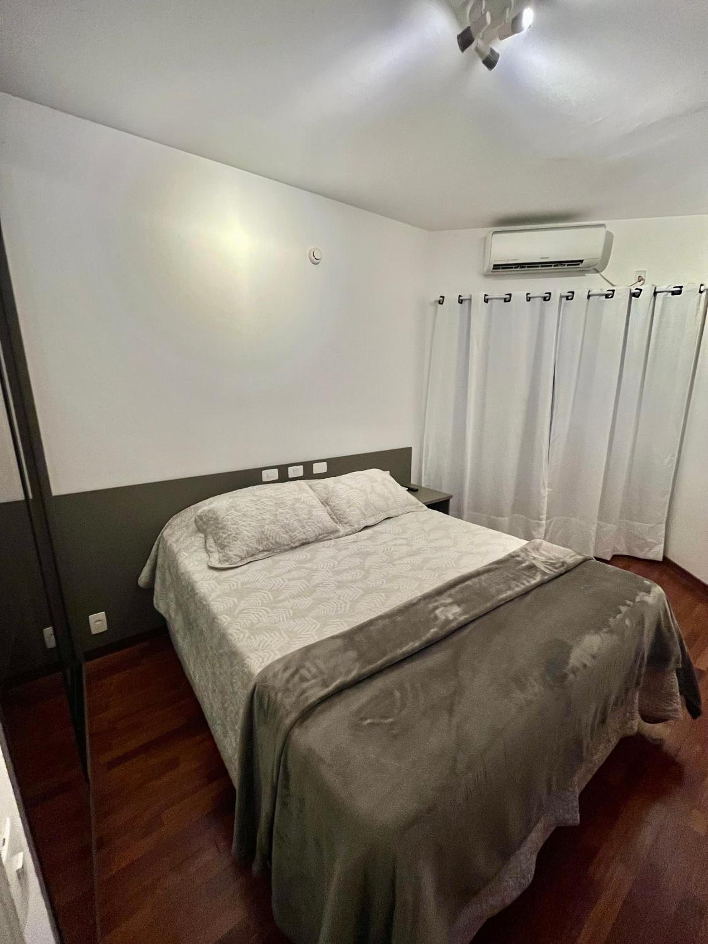 Studio Apartment photo 2