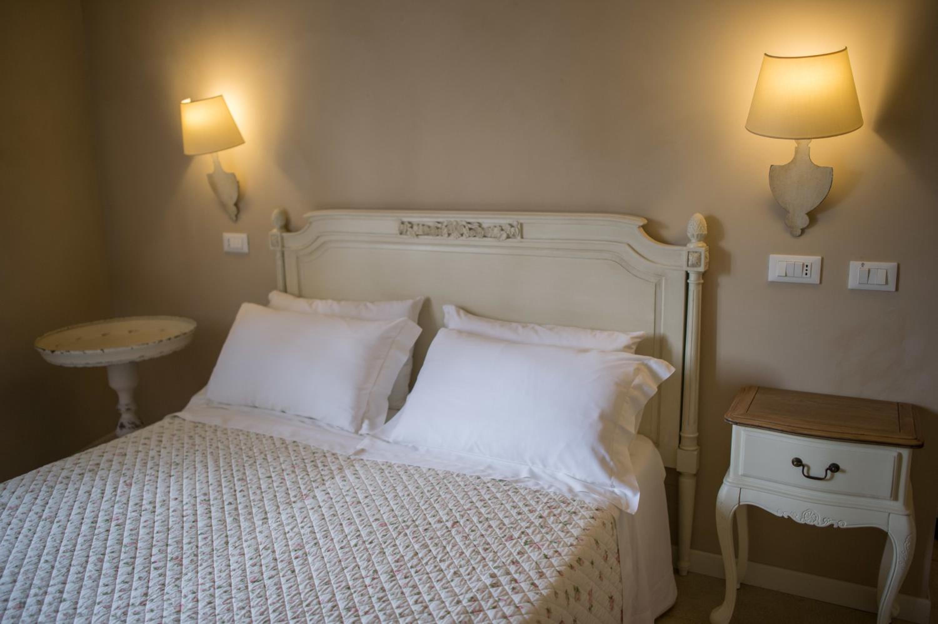 Double or Twin Room photo 3